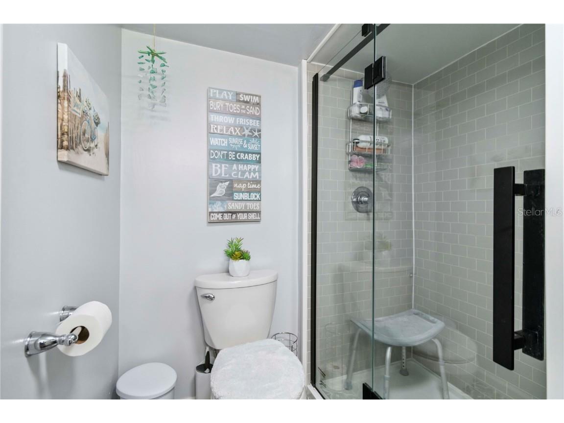 1100 University Parkway #54 Sarasota FL 34234 A4659676 image23