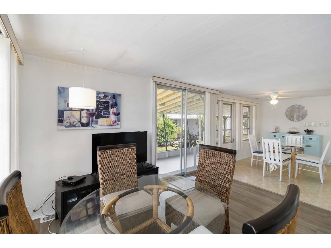 1100 University Parkway #58 Sarasota FL 34234 A4649771 image10