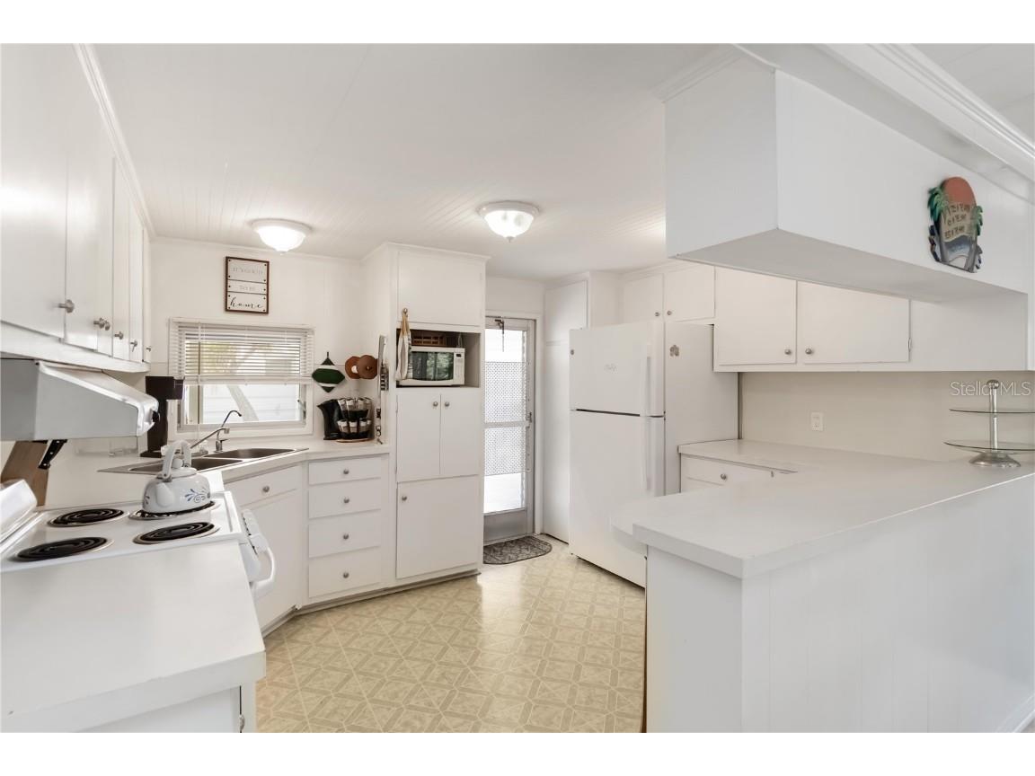 1100 University Parkway #58 Sarasota FL 34234 A4649771 image12