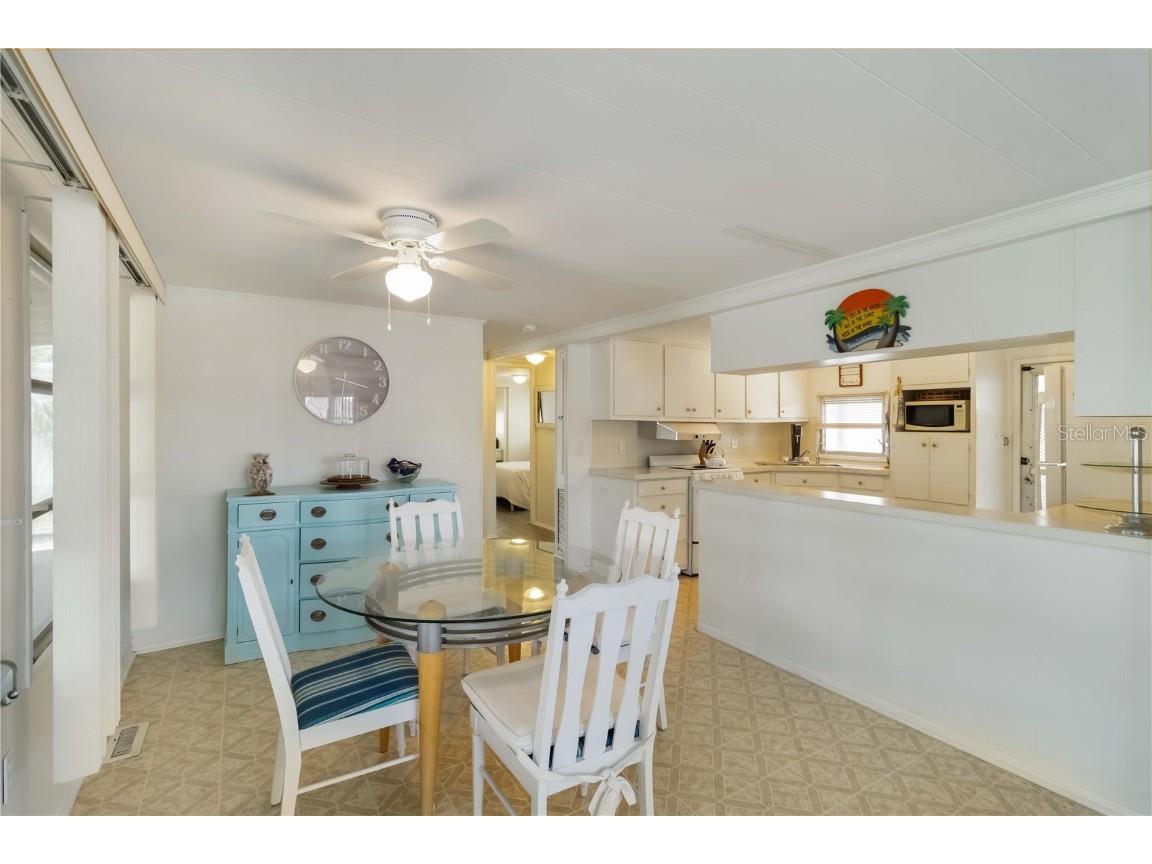 1100 University Parkway #58 Sarasota FL 34234 A4649771 image18