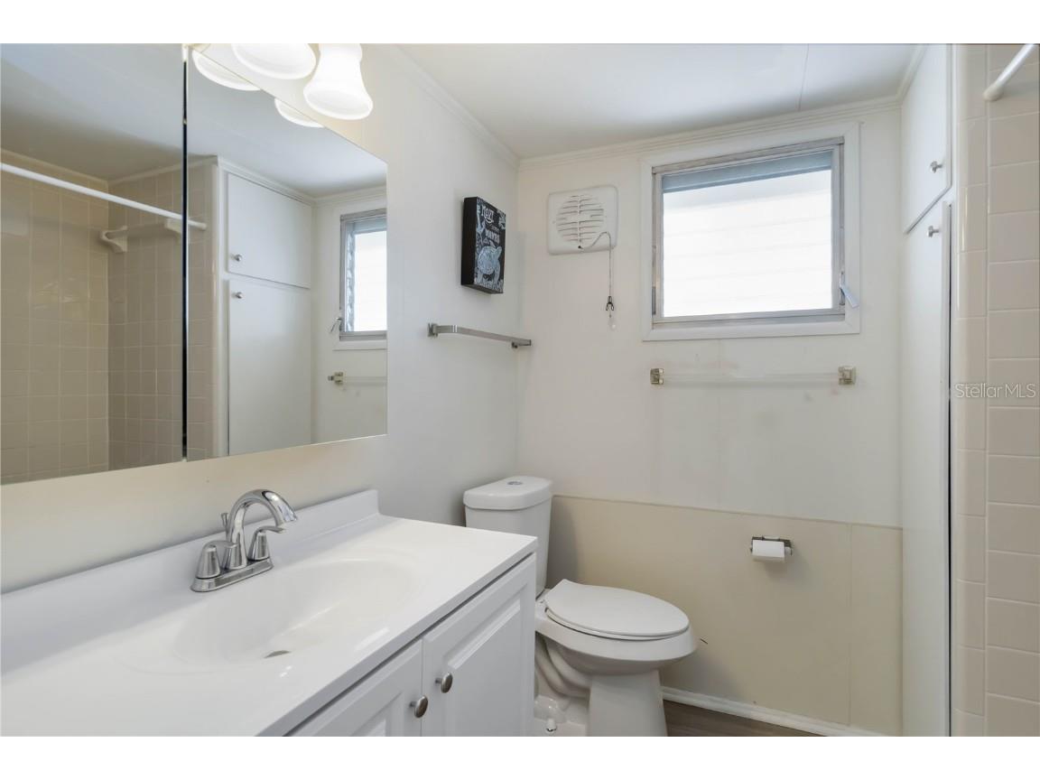 1100 University Parkway #58 Sarasota FL 34234 A4649771 image27