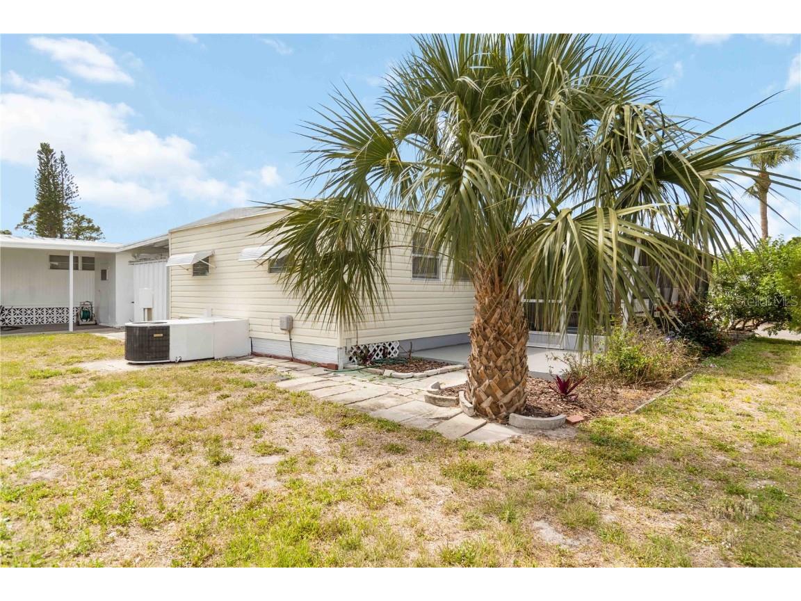 1100 University Parkway #58 Sarasota FL 34234 A4649771 image32