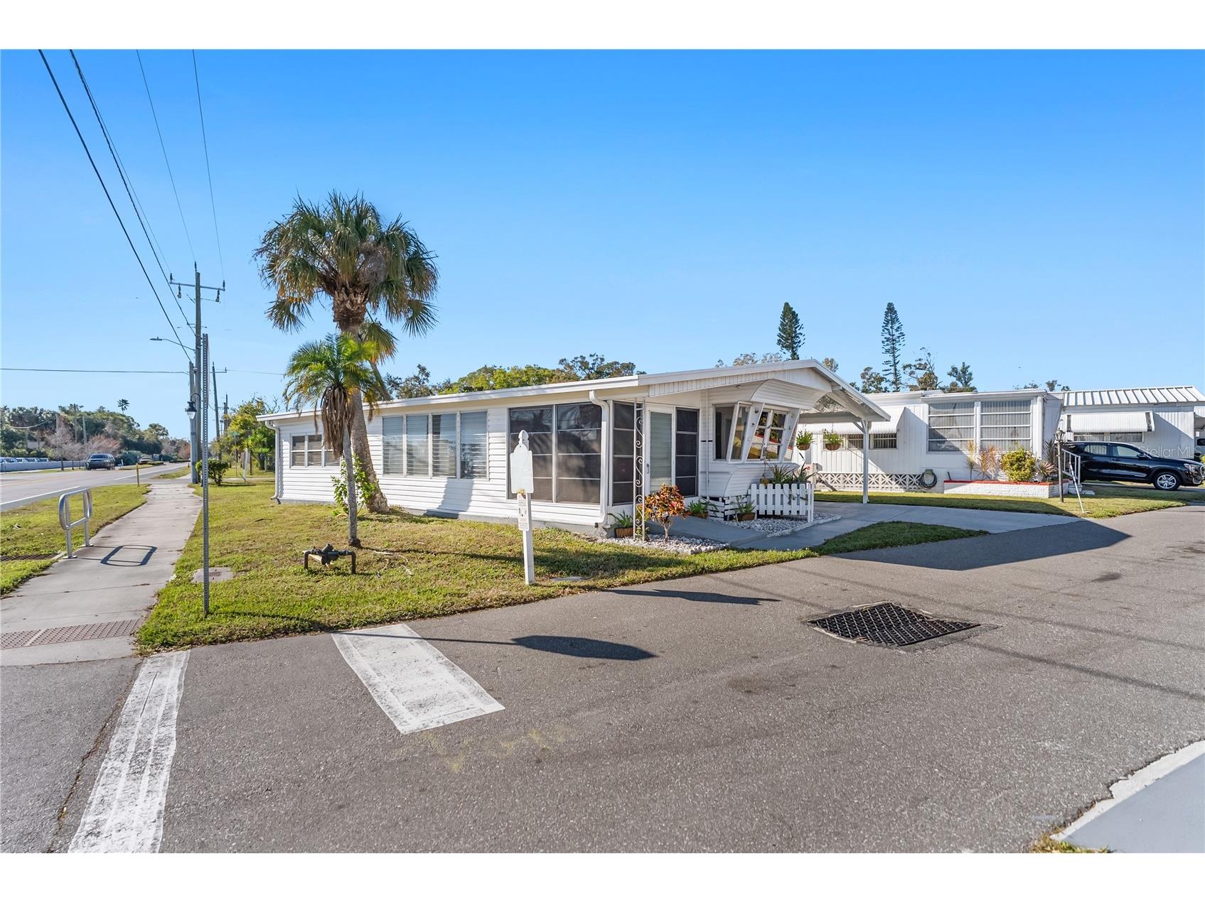 1100 University Parkway #68 Sarasota FL 34234 A4680646 image18
