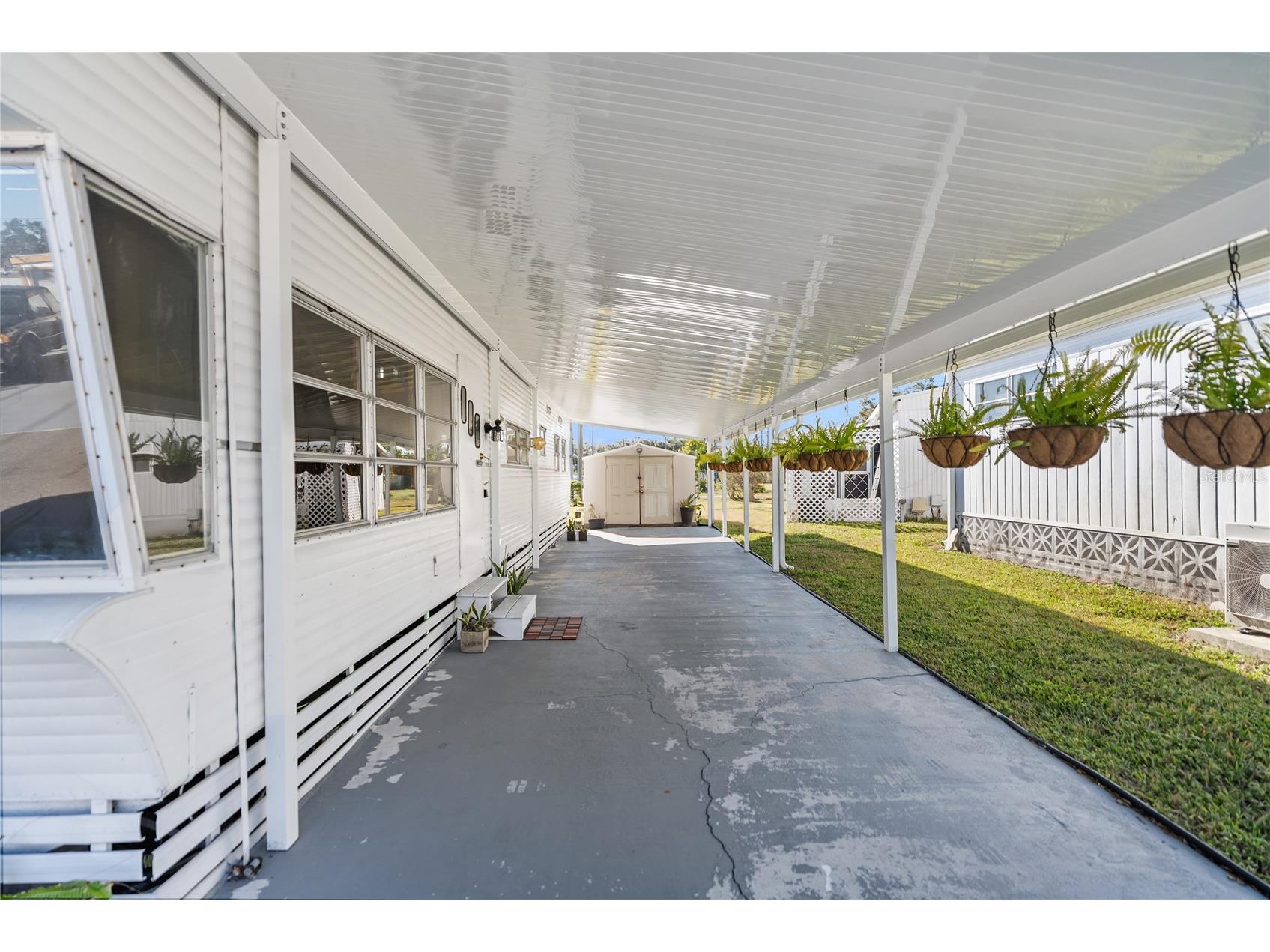 1100 University Parkway #68 Sarasota FL 34234 A4680646 image22