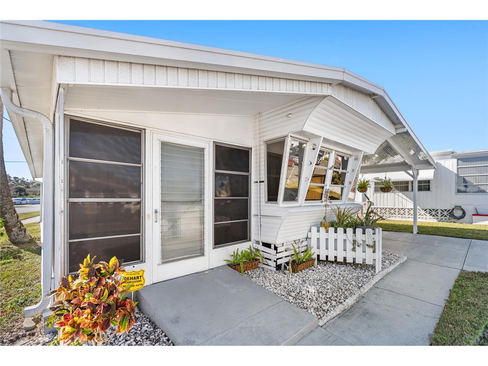1100 University Parkway #68 Sarasota FL 34234 A4680646 image24
