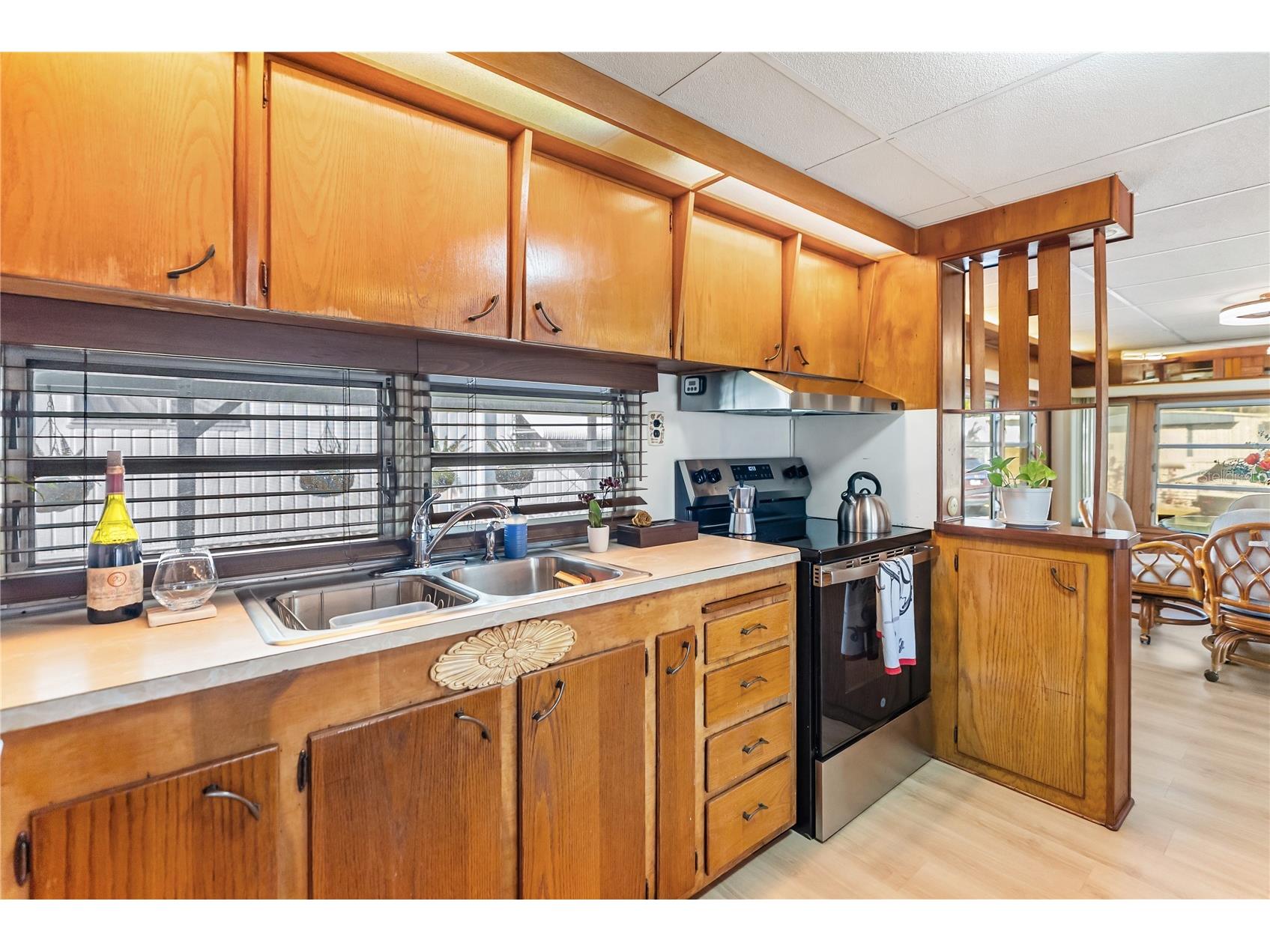 1100 University Parkway #68 Sarasota FL 34234 A4680646 image33