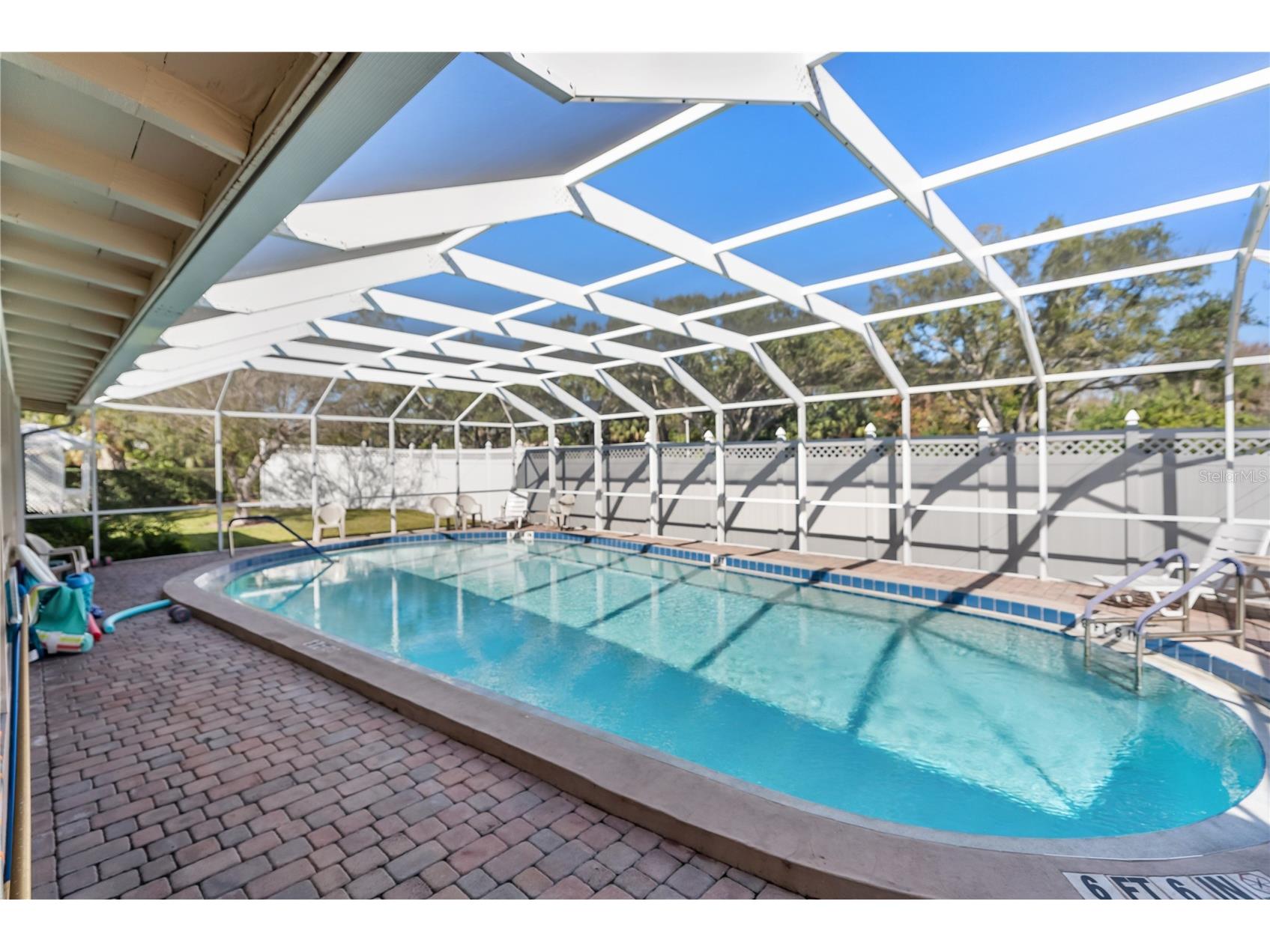 1100 University Parkway #68 Sarasota FL 34234 A4680646 image40