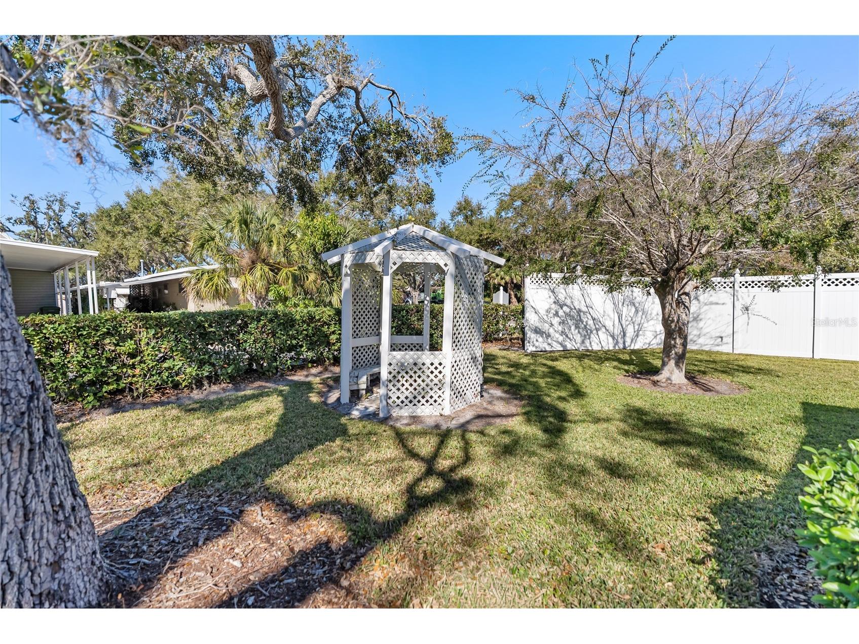 1100 University Parkway #68 Sarasota FL 34234 A4680646 image45