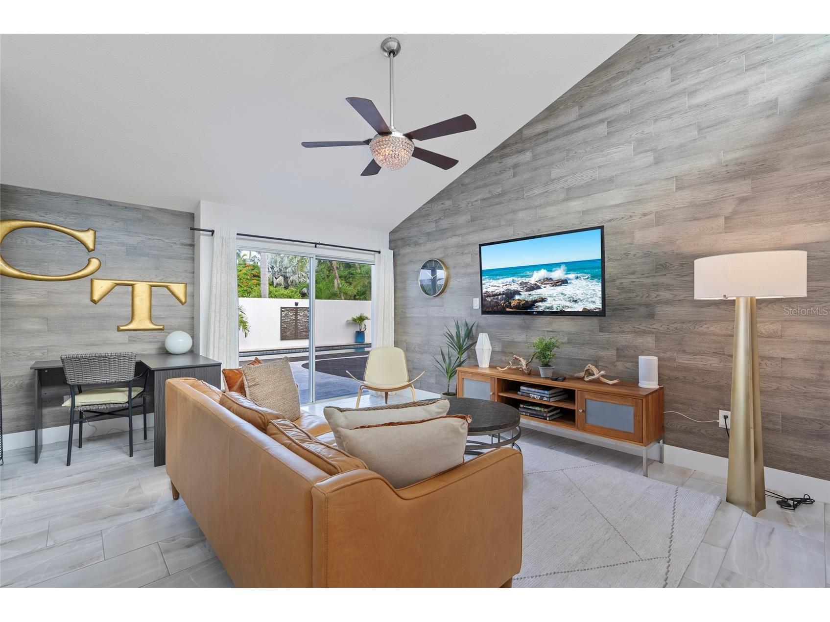 1100 Westway Drive Sarasota FL 34236 A4660952 image24