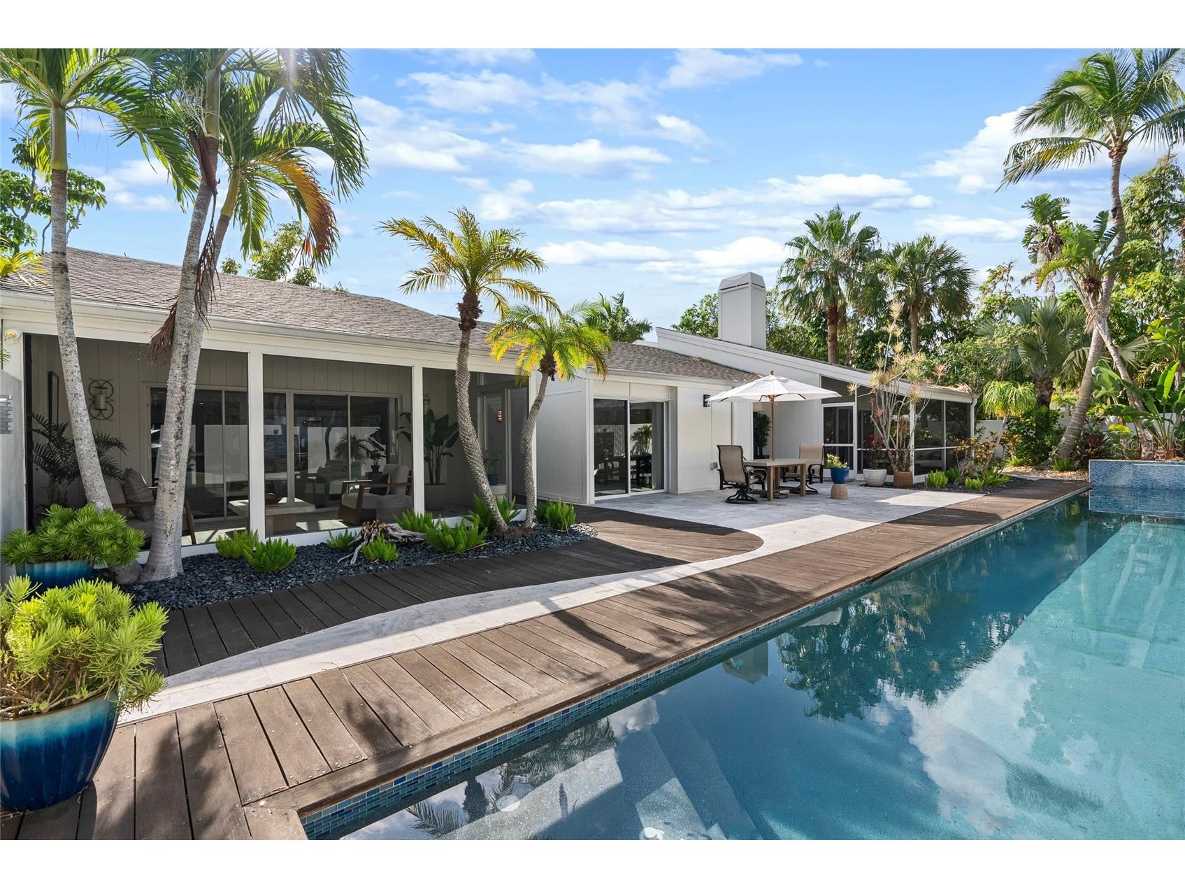 1100 Westway Drive Sarasota FL 34236 A4660952 image5