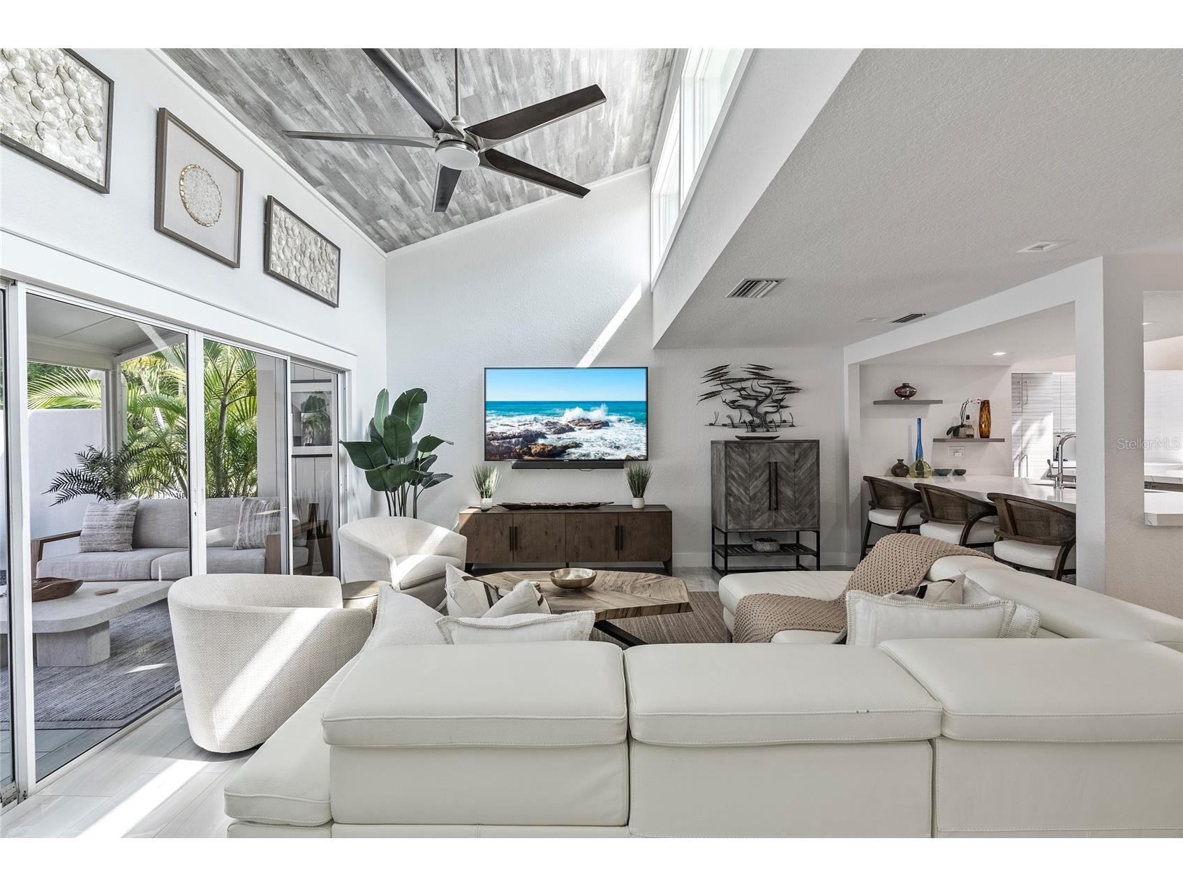 1100 Westway Drive Sarasota FL 34236 A4660952 image8