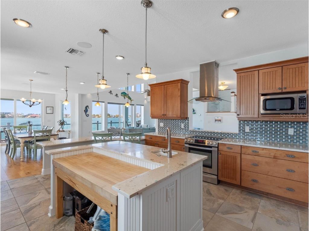 11000 8th Street E Treasure Island FL 33706 - BOCA CIEGA BAY TB8388340 image20