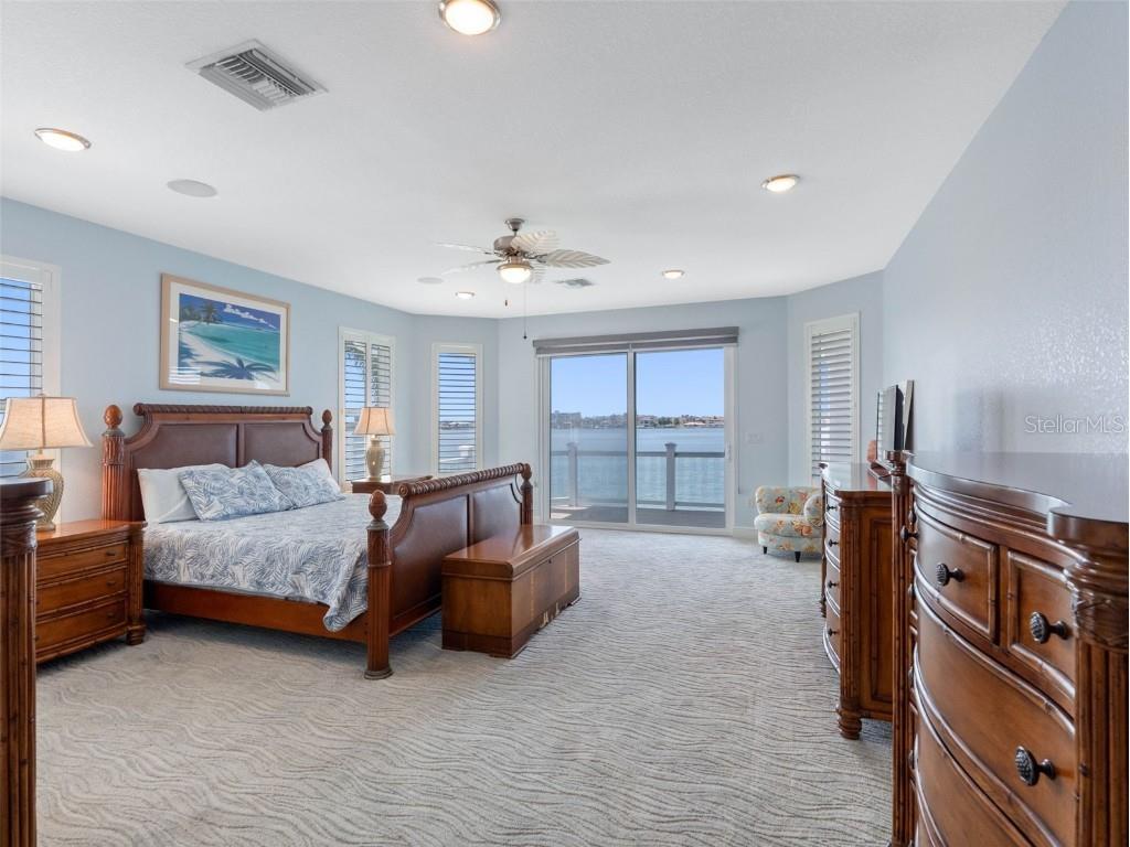 11000 8th Street E Treasure Island FL 33706 - BOCA CIEGA BAY TB8388340 image31