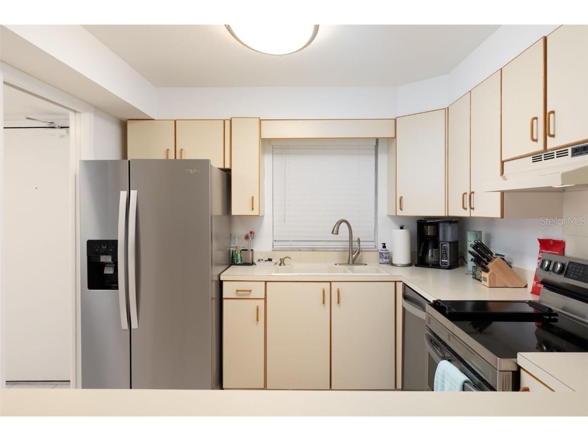 11000 Gulf Boulevard #1002 Treasure Island FL 33706 TB8310373 image10