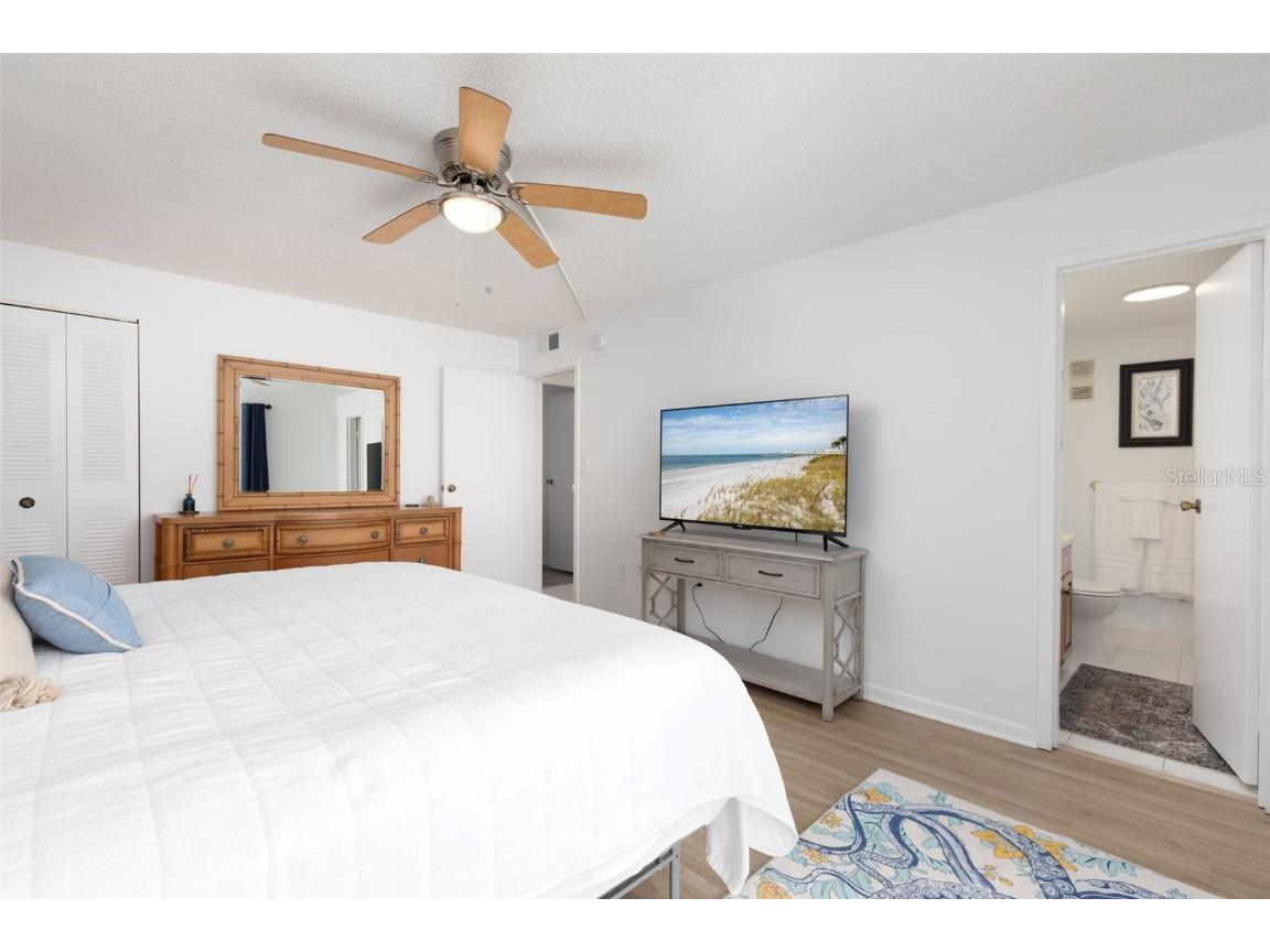 11000 Gulf Boulevard #1002 Treasure Island FL 33706 TB8310373 image14