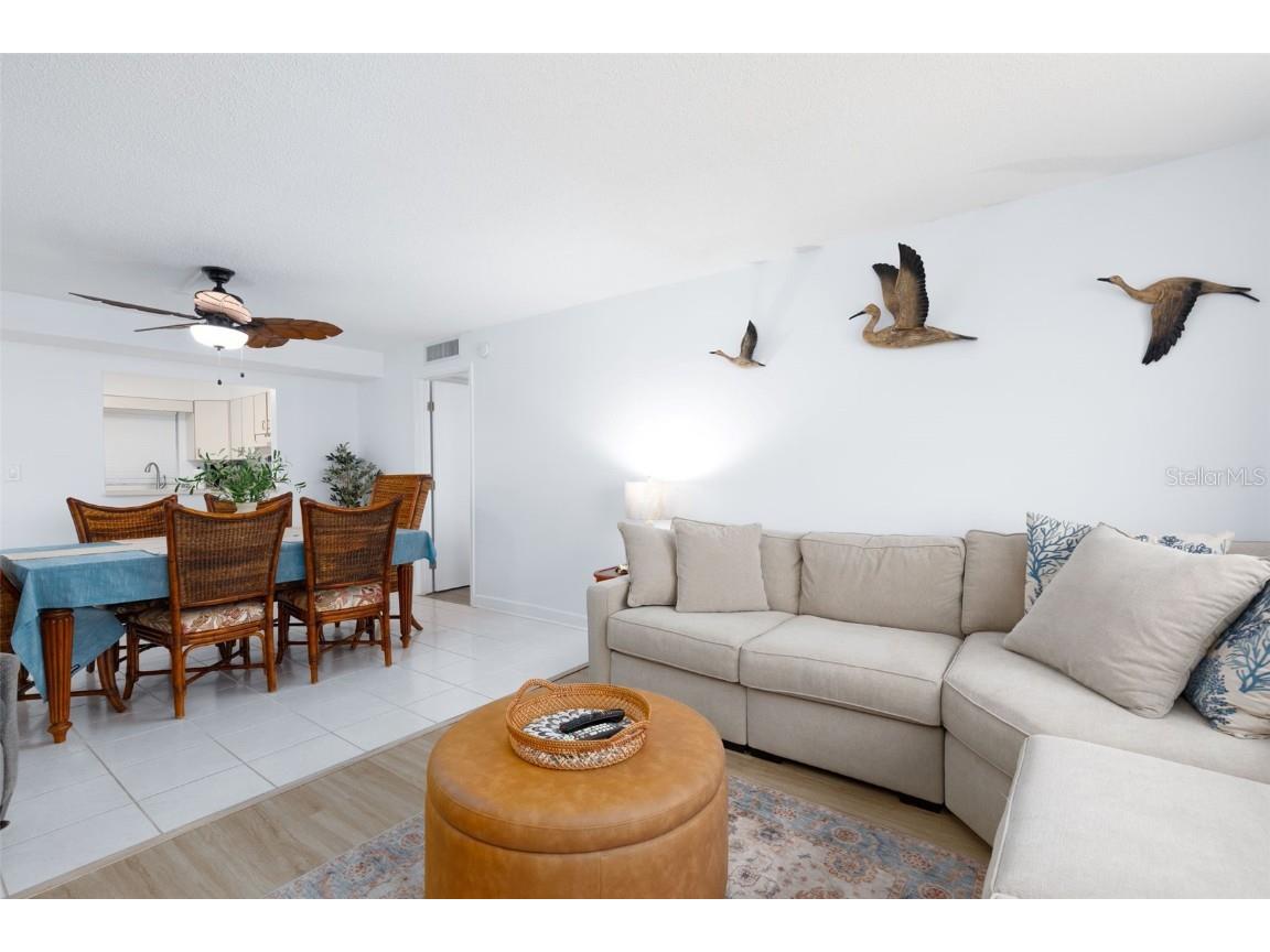 11000 Gulf Boulevard #1002 Treasure Island FL 33706 TB8310373 image4