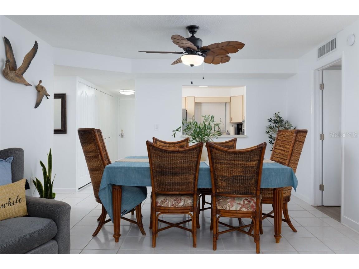 11000 Gulf Boulevard #1002 Treasure Island FL 33706 TB8310373 image6