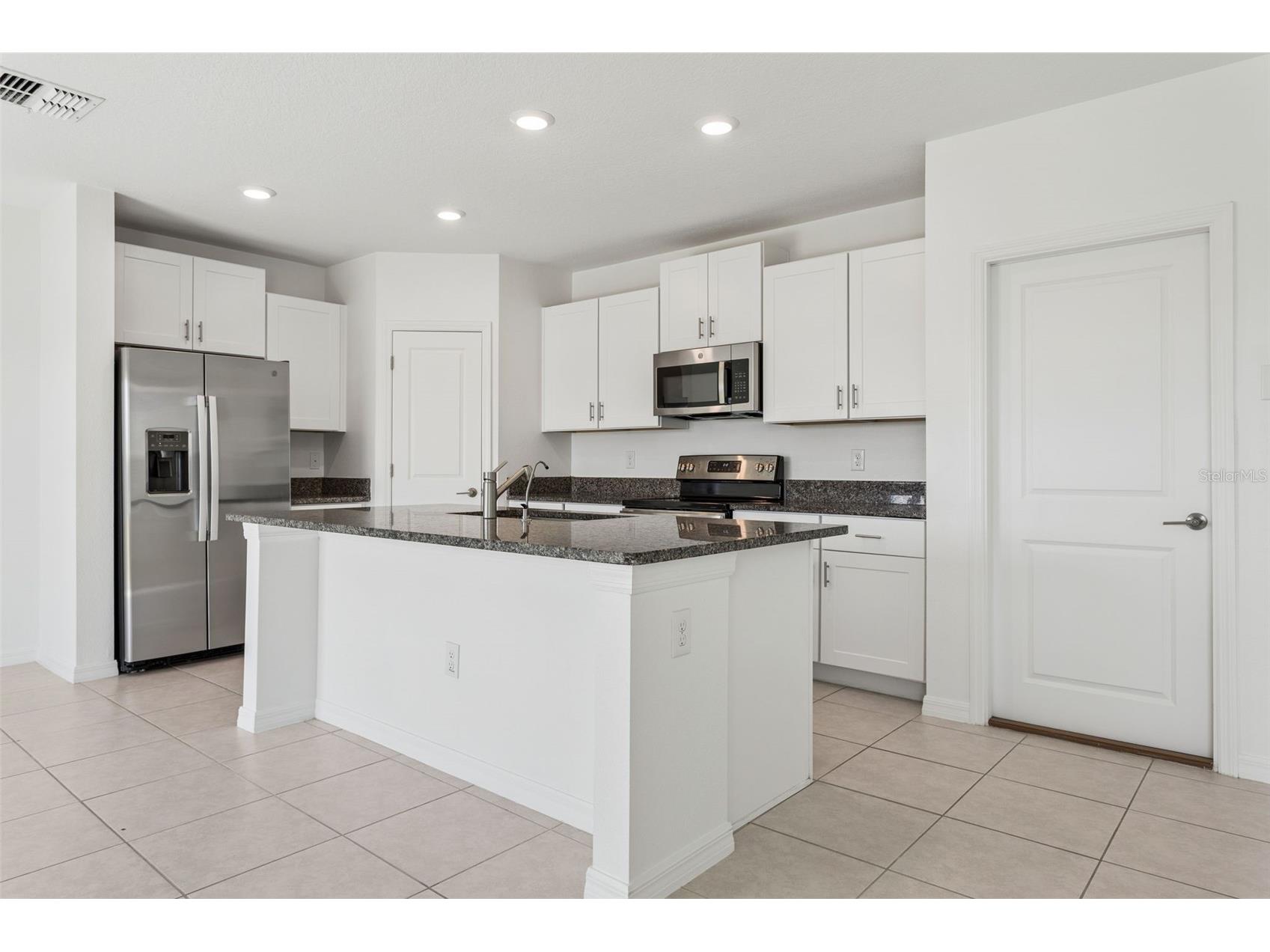 11000 Radiant Shore Loop San Antonio FL 33576 TB8508772 image9