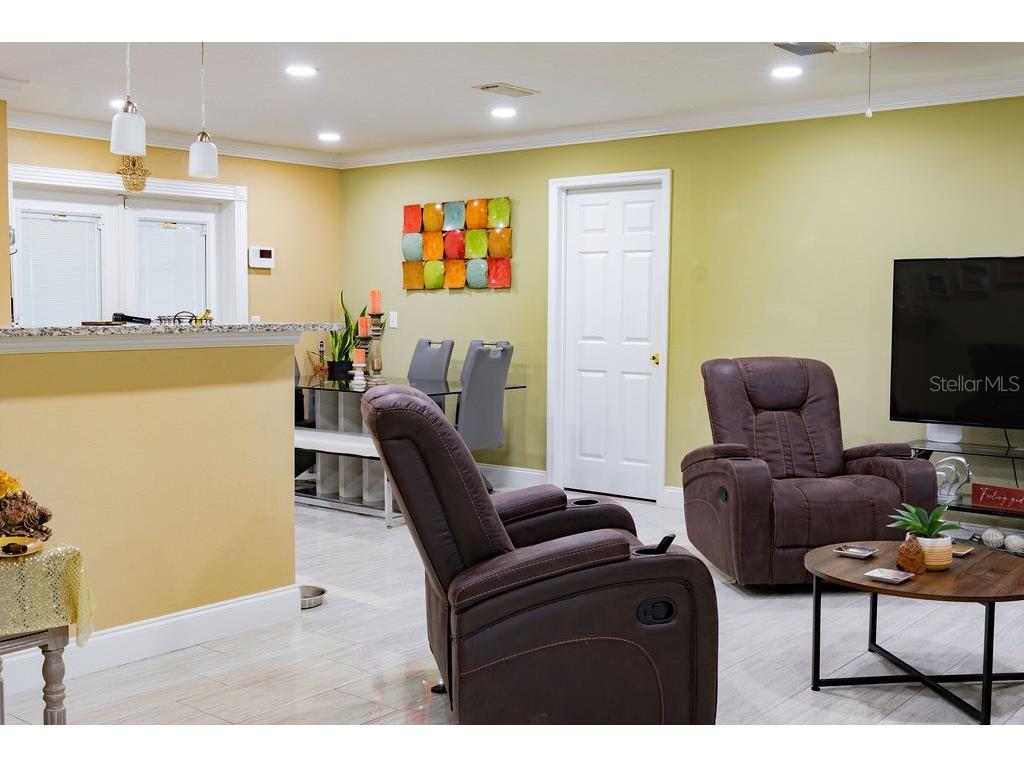 11001 N Armenia Avenue Tampa FL 33612 TB8528768 image14
