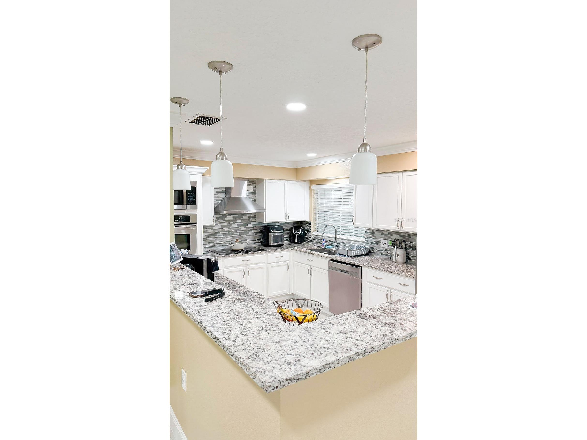 11001 N Armenia Avenue Tampa FL 33612 TB8528768 image9