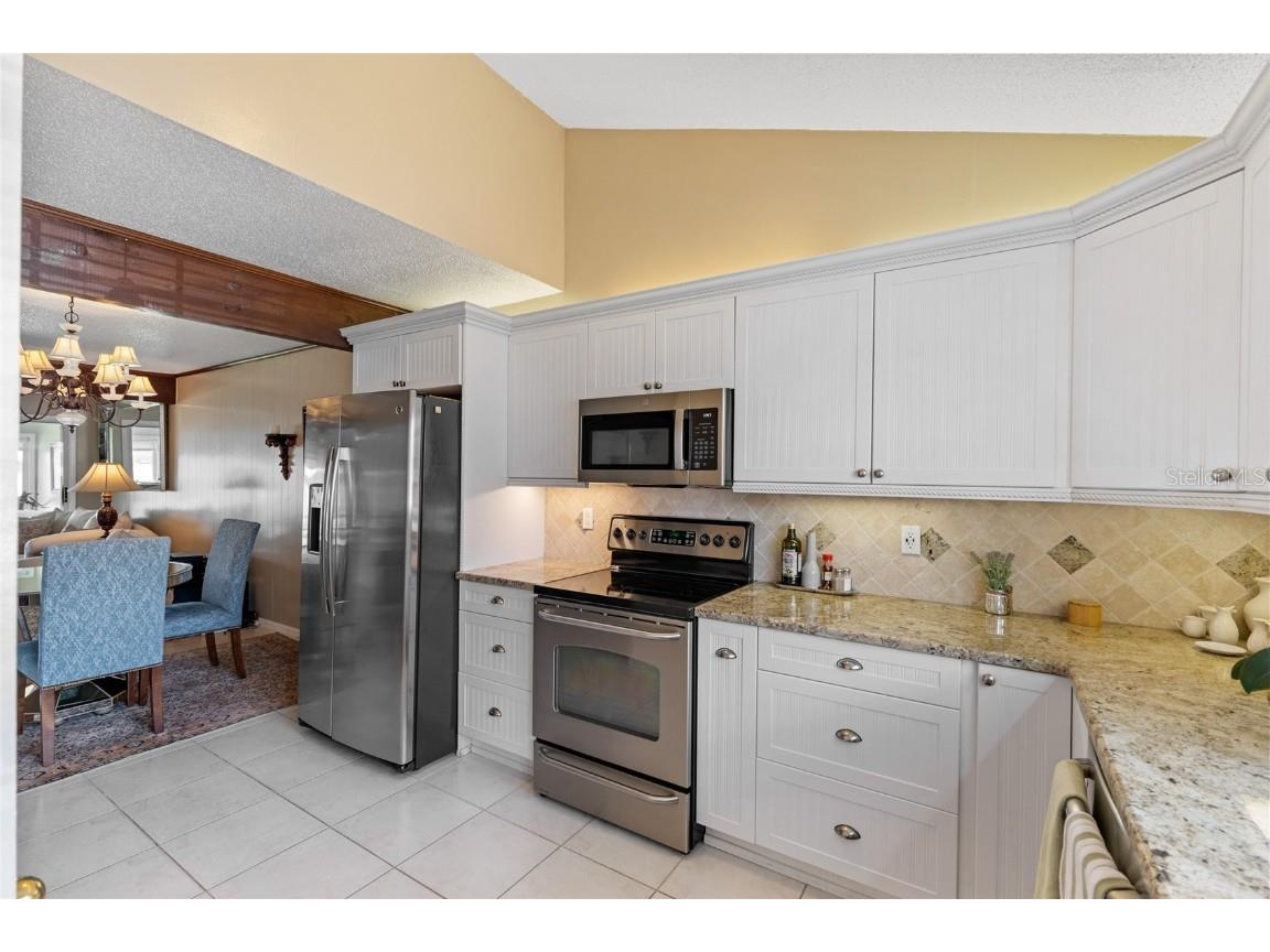 11001 SE Sunset Harbor Road #B13 Summerfield FL 34491 - LAKE WEIR OM707665 image19