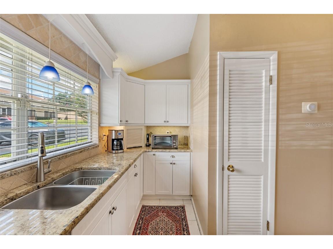 11001 SE Sunset Harbor Road #B13 Summerfield FL 34491 - LAKE WEIR OM707665 image20