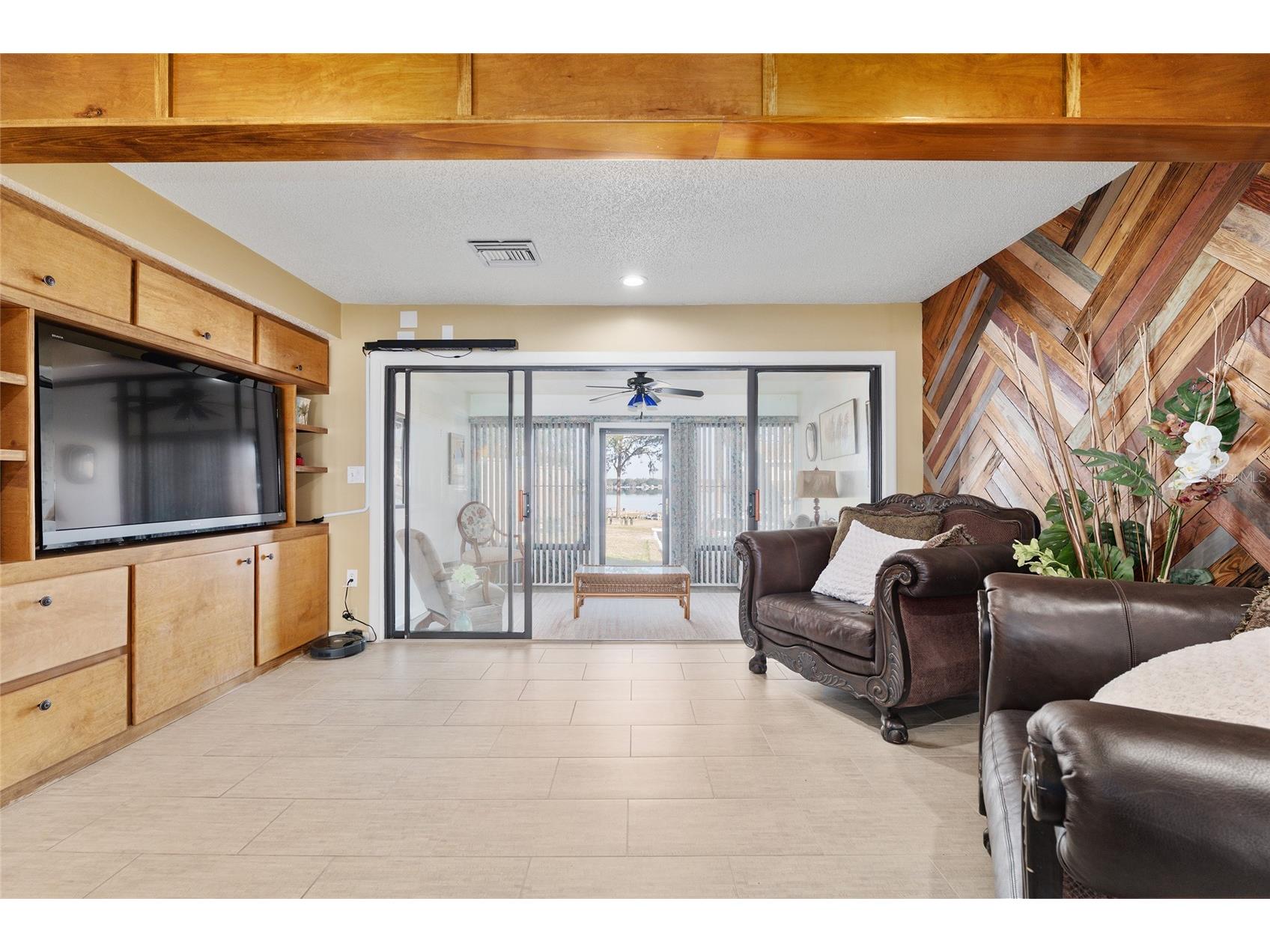 11001 SE Sunset Harbor Road #D18 Summerfield FL 34491 OM717825 image11