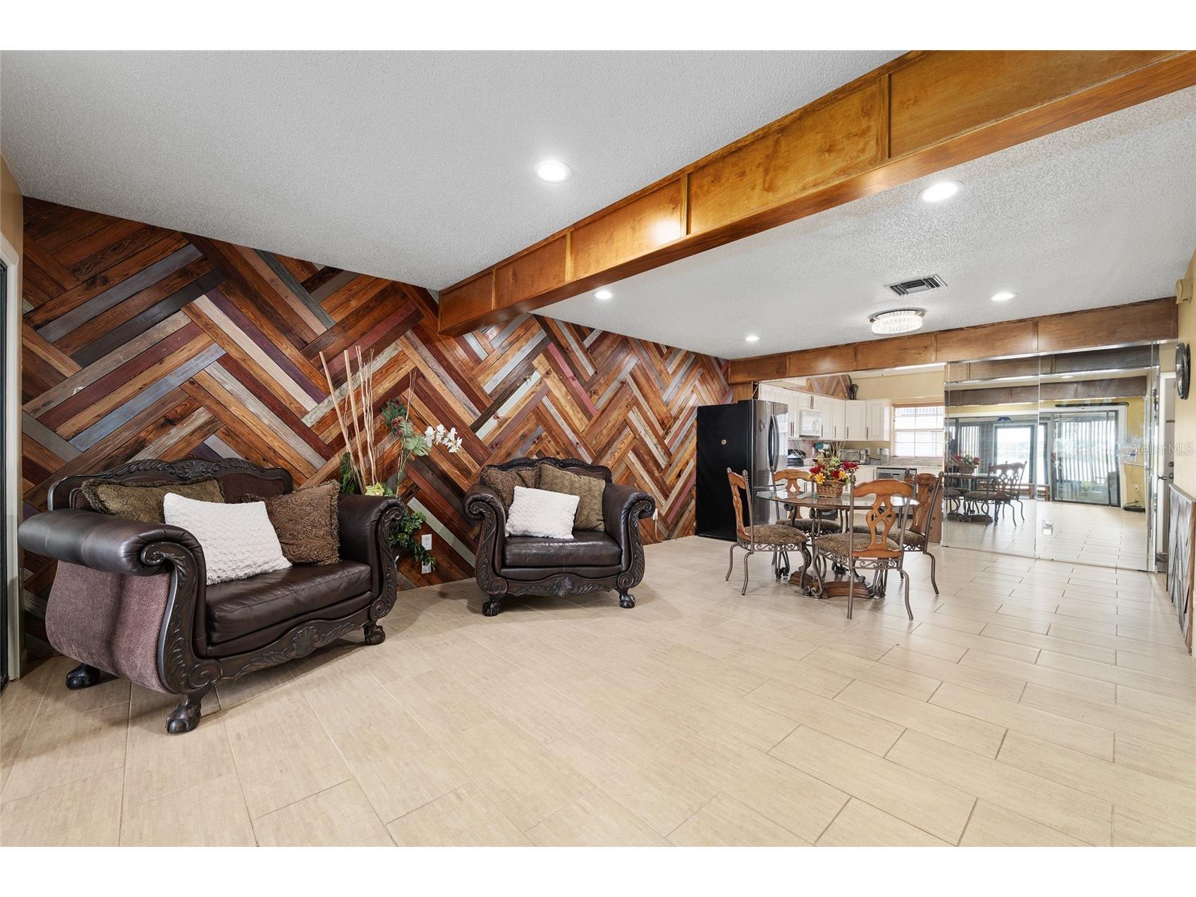 11001 SE Sunset Harbor Road #D18 Summerfield FL 34491 OM717825 image9