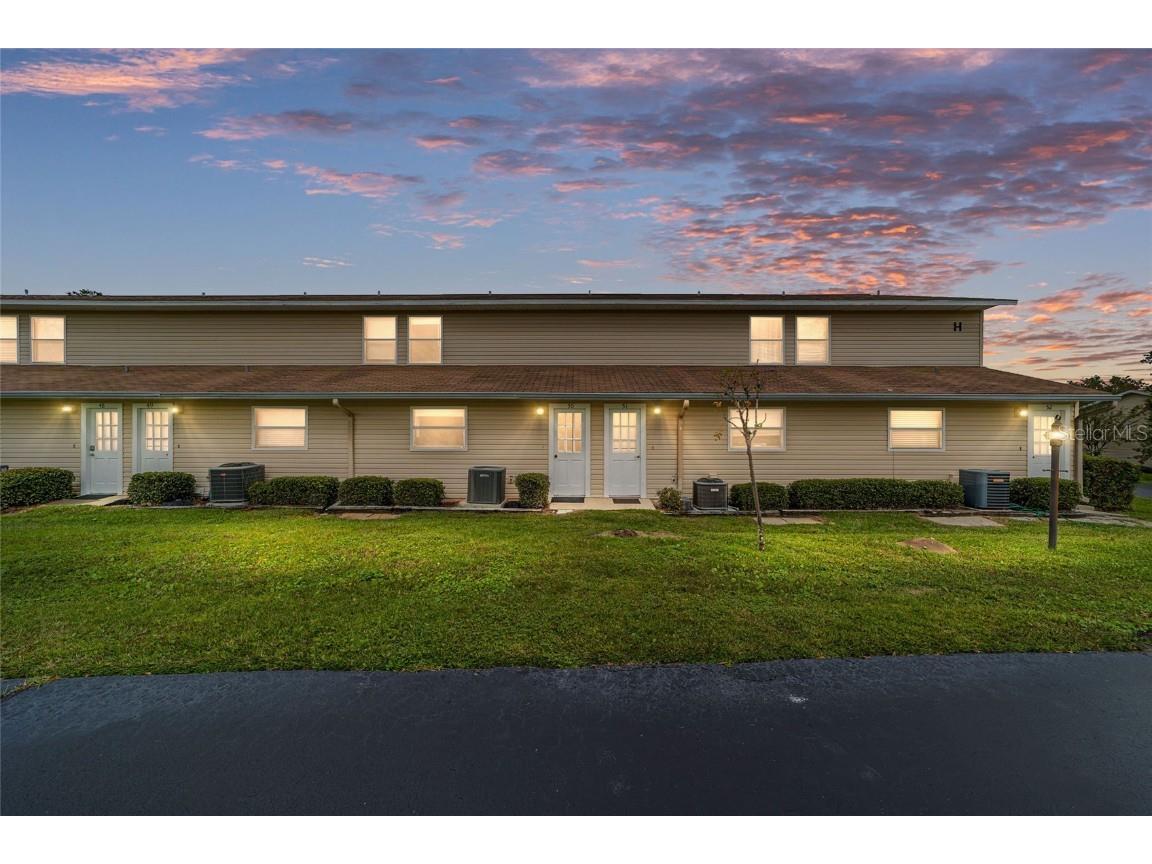 11001 SE Sunset Harbor Road #H50 Summerfield FL 34491 OM649124 image1