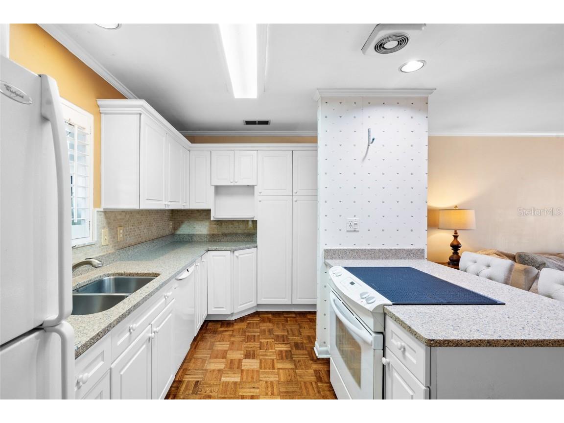 11006 Carrollwood Drive Tampa FL 33618 - LAKE CARROLL TB8447849 image15