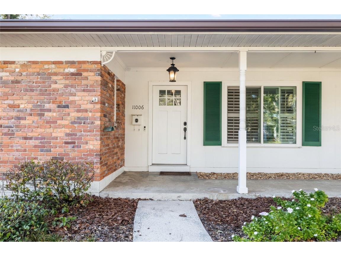 11006 Carrollwood Drive Tampa FL 33618 - LAKE CARROLL TB8447849 image3