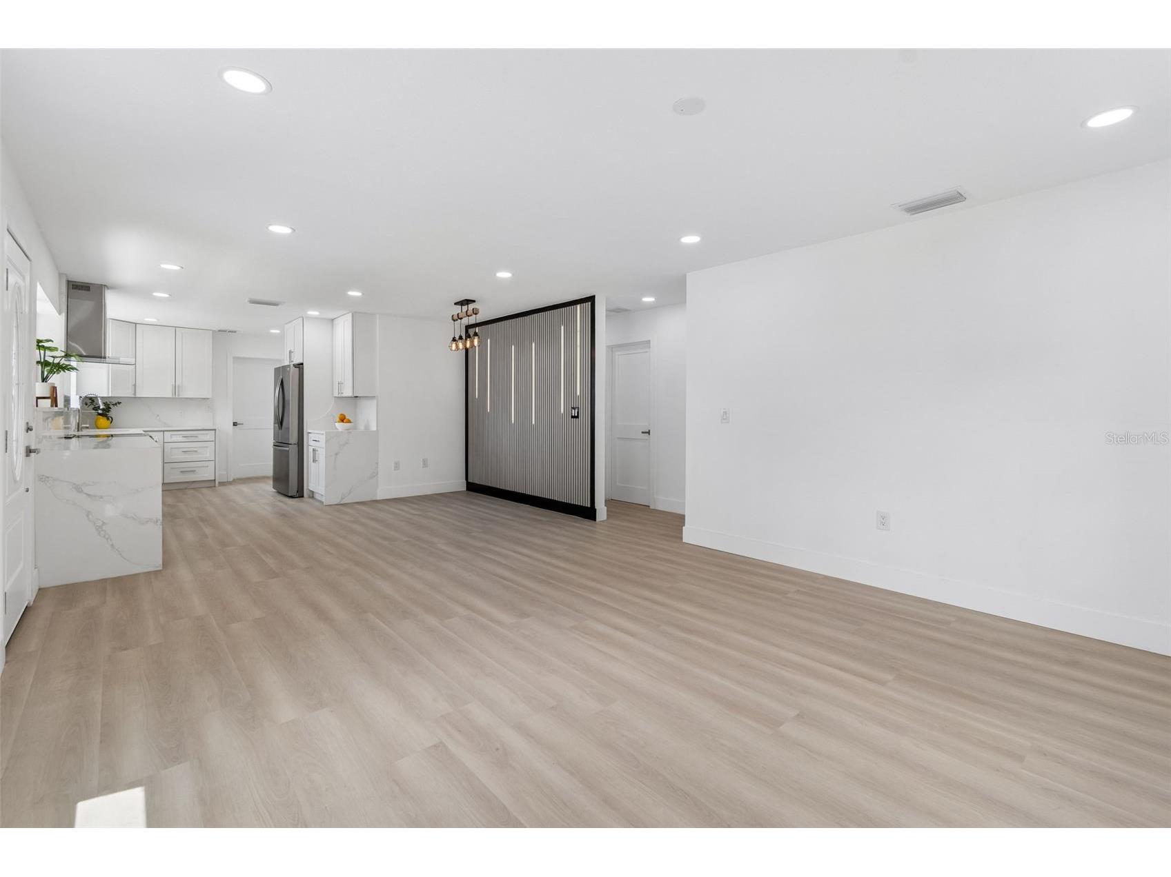 11006 N 61st Street Tampa FL 33617 TB8509089 image14