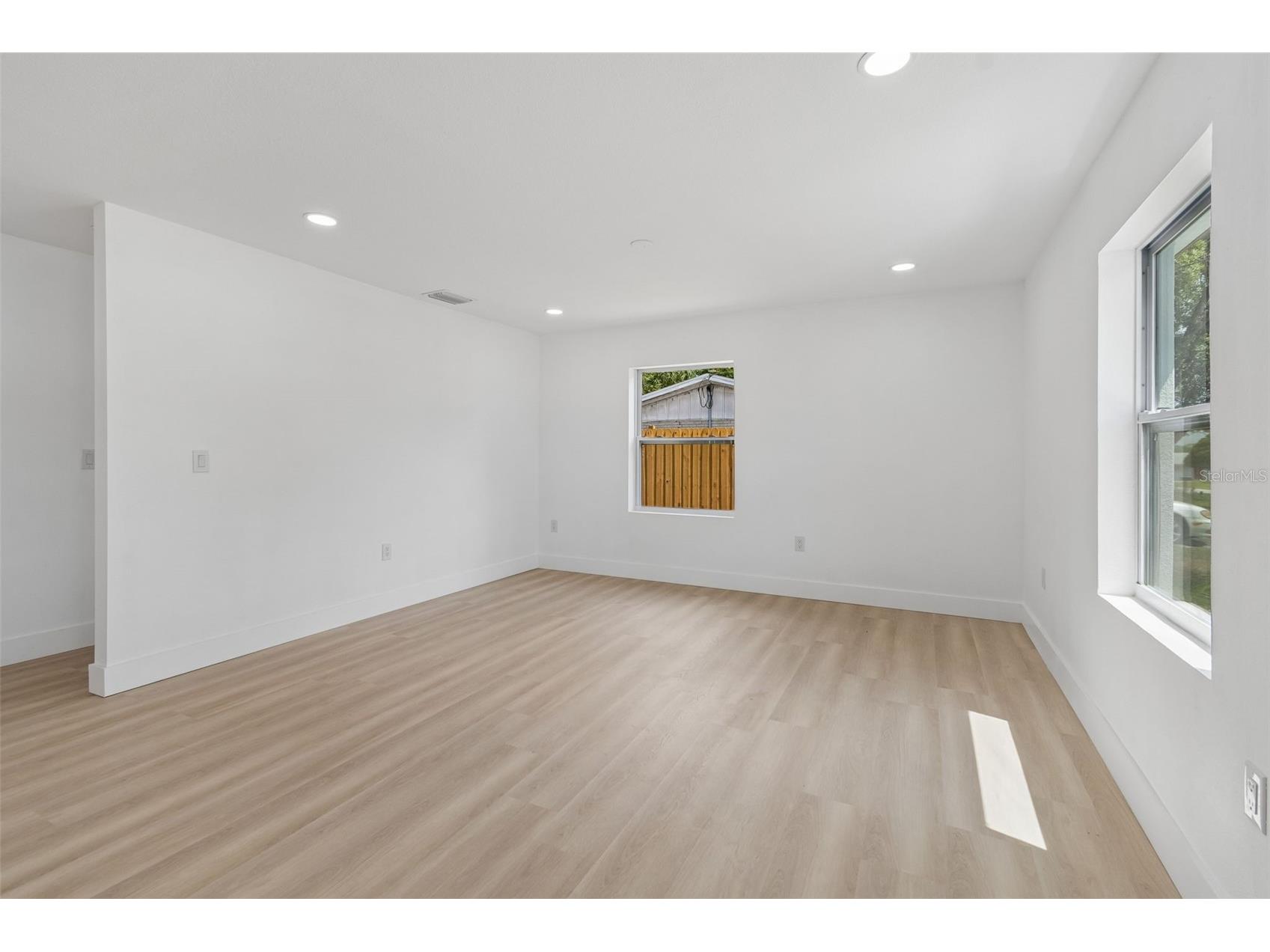 11006 N 61st Street Tampa FL 33617 TB8509089 image16