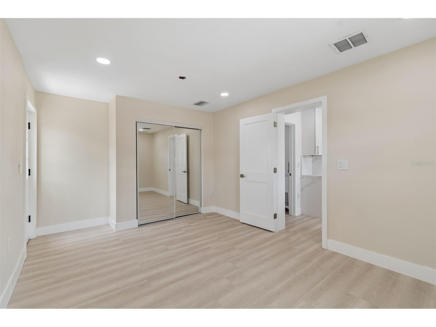 11006 N 61st Street Tampa FL 33617 TB8509089 image26