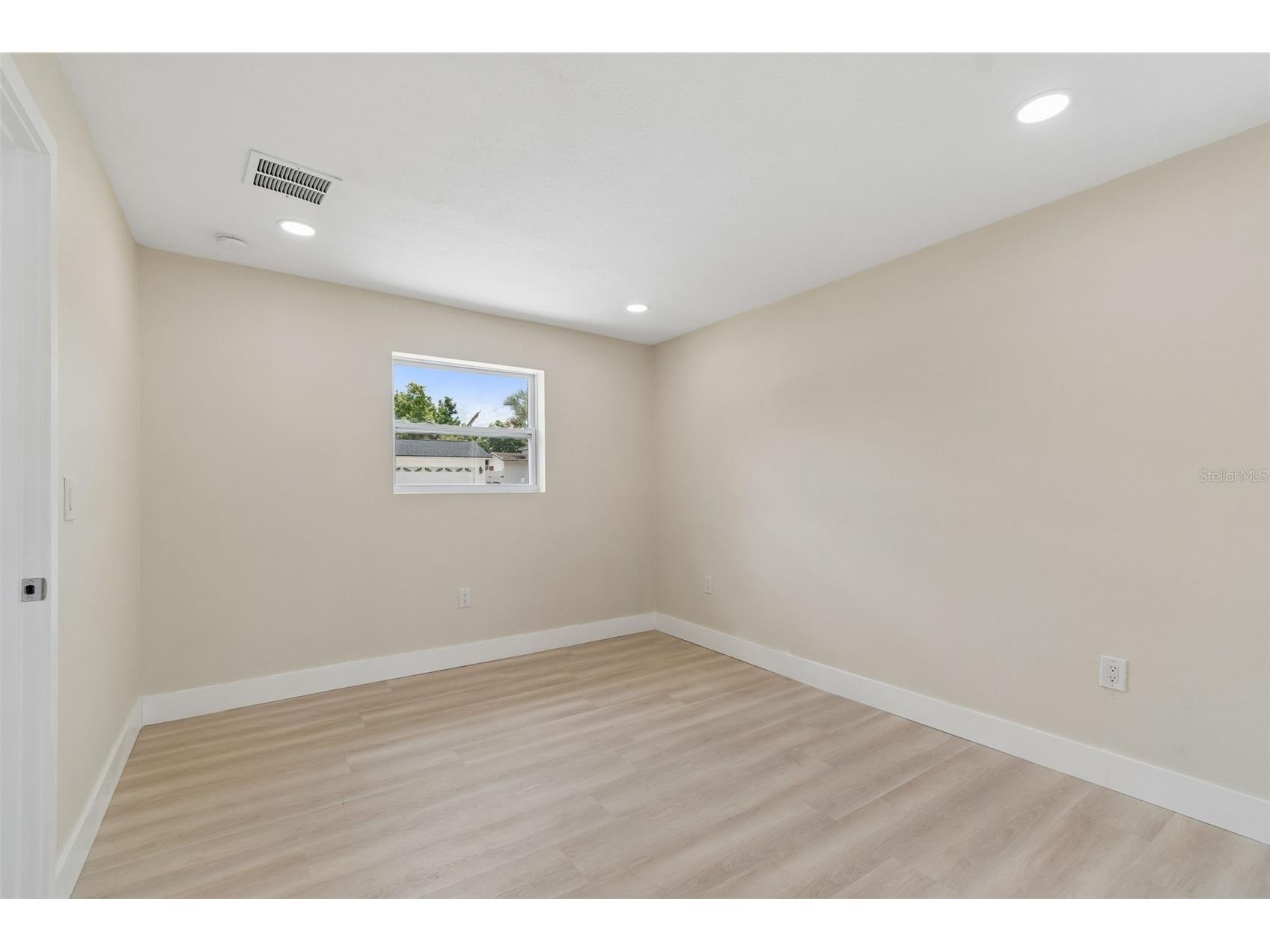 11006 N 61st Street Tampa FL 33617 TB8509089 image27