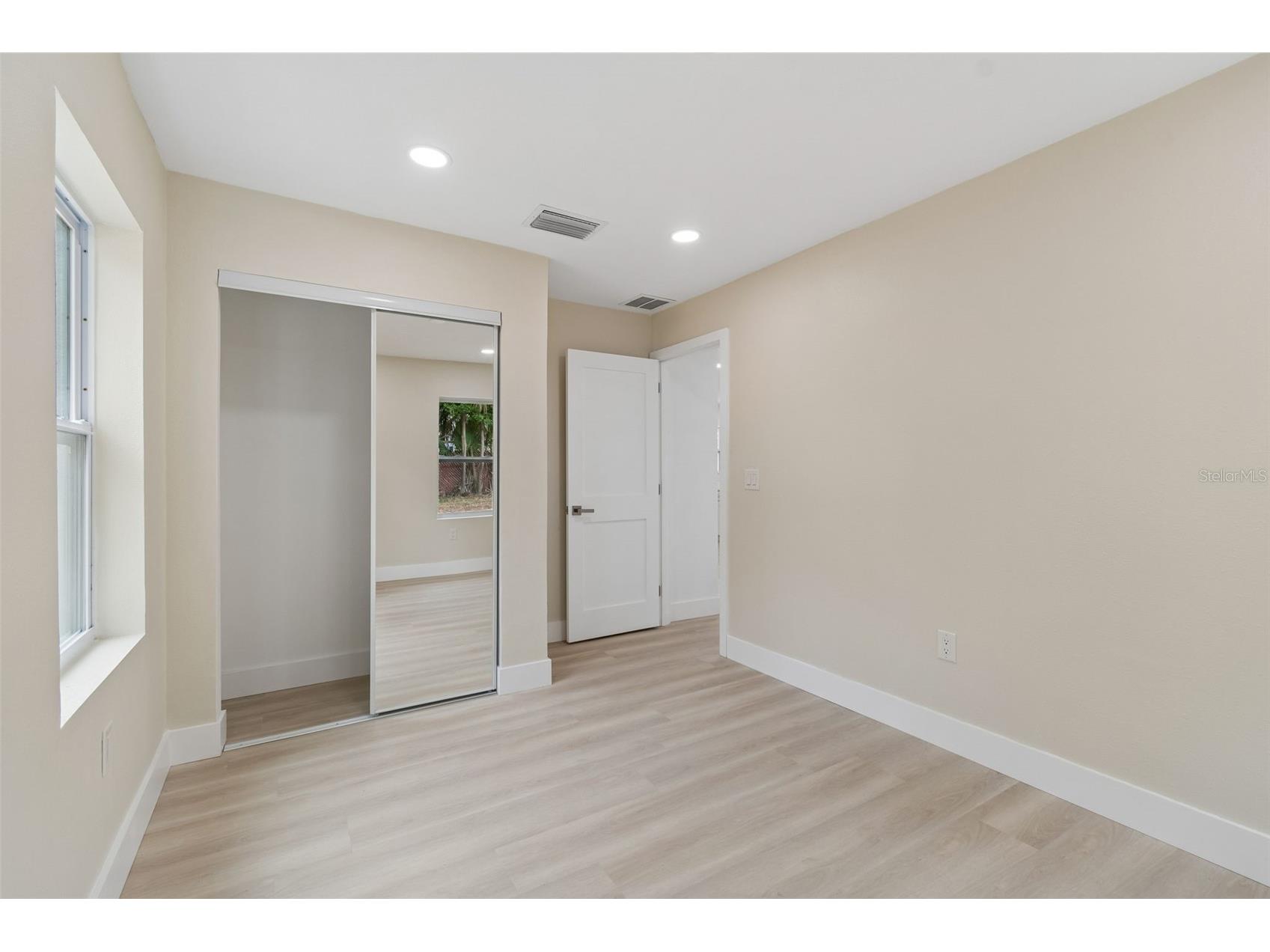 11006 N 61st Street Tampa FL 33617 TB8509089 image28