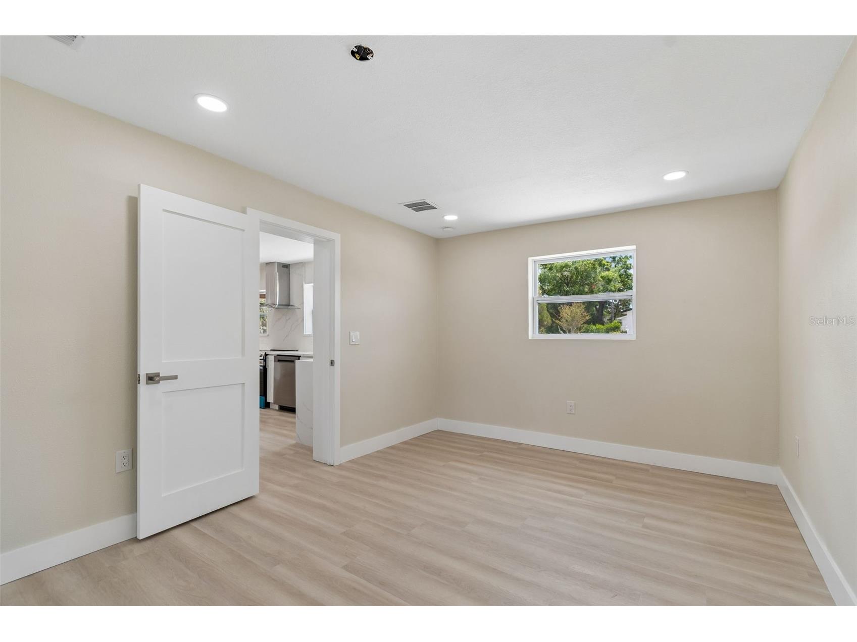 11006 N 61st Street Tampa FL 33617 TB8509089 image45
