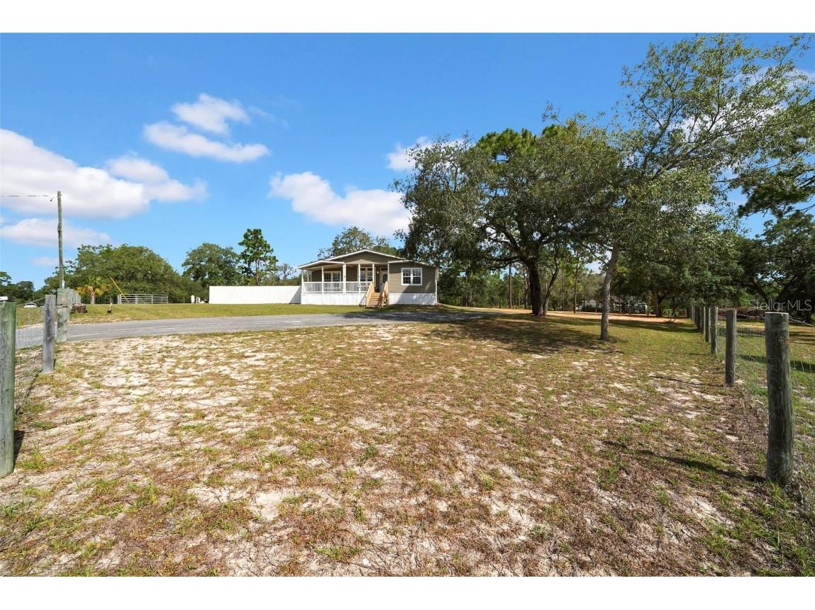 11007 Knuckey Road Weeki Wachee FL 34614 W7876033 image1