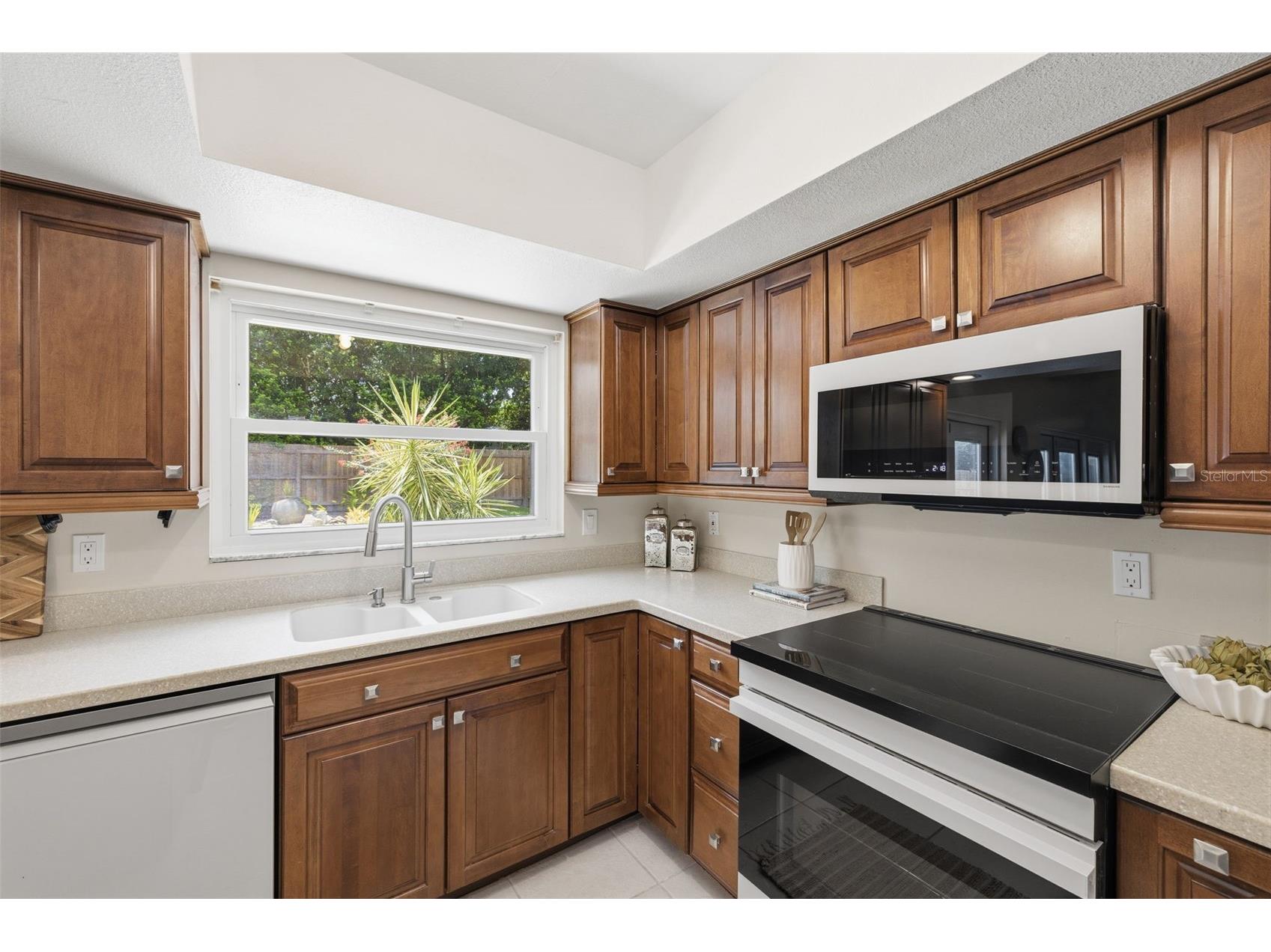 11007 Theresa Arbor Drive Tampa FL 33617 TB8529899 image12