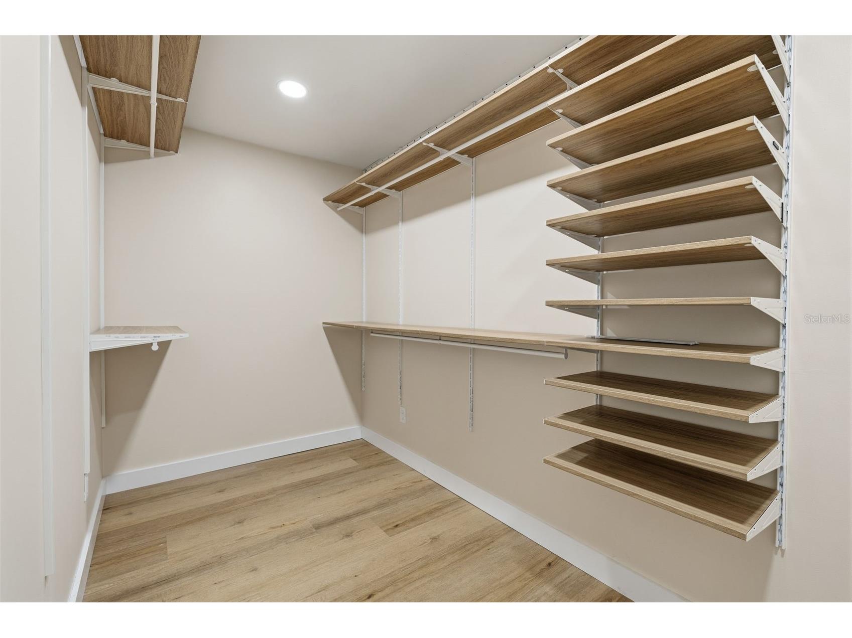 11007 Theresa Arbor Drive Tampa FL 33617 TB8529899 image32