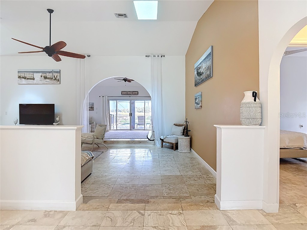 11009 Woodland Waters Boulevard Weeki Wachee FL 34613 - TOOKE SHORE LAKE TB8422112 image10