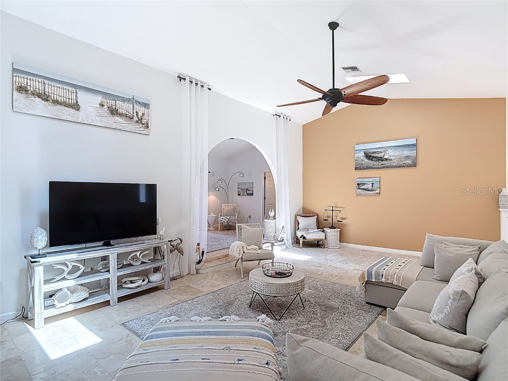 11009 Woodland Waters Boulevard Weeki Wachee FL 34613 - TOOKE SHORE LAKE TB8422112 image13