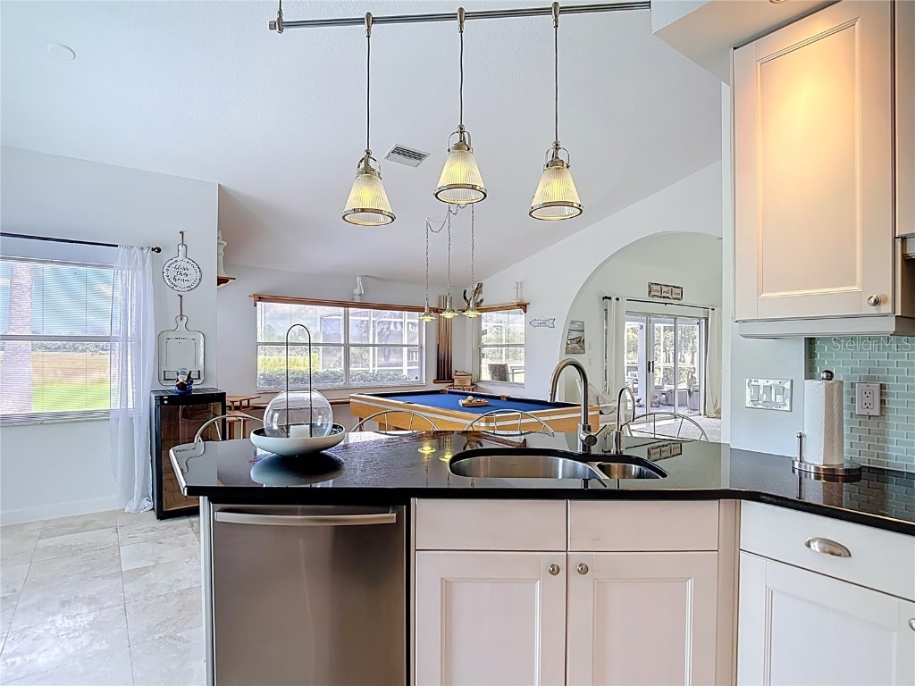 11009 Woodland Waters Boulevard Weeki Wachee FL 34613 - TOOKE SHORE LAKE TB8422112 image22