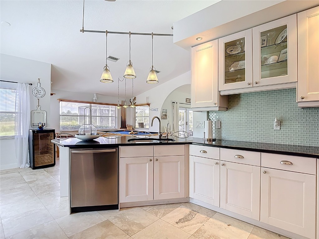 11009 Woodland Waters Boulevard Weeki Wachee FL 34613 - TOOKE SHORE LAKE TB8422112 image24