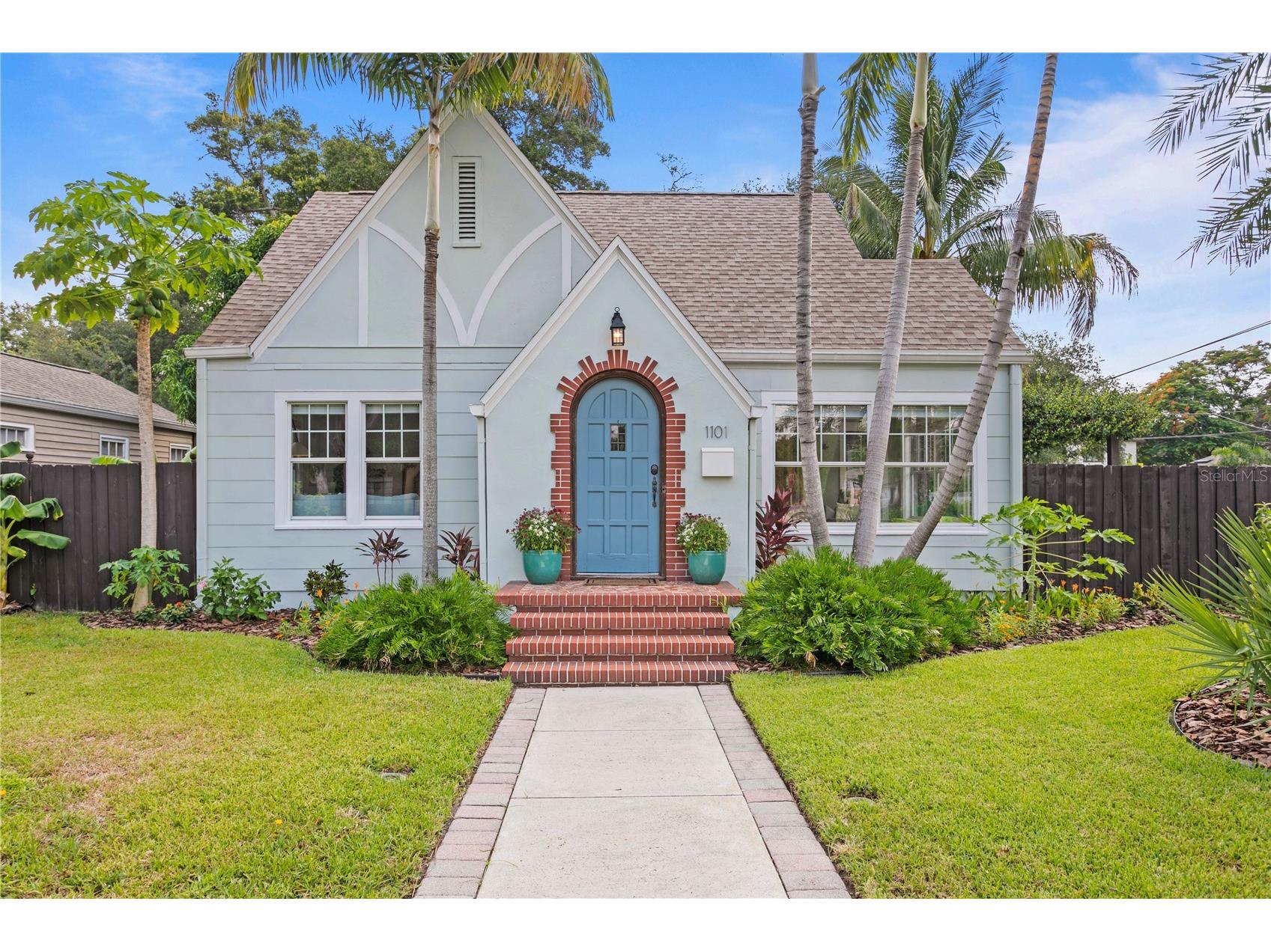 1101 11th Street N Saint Petersburg FL 33705 TB8508585 image1