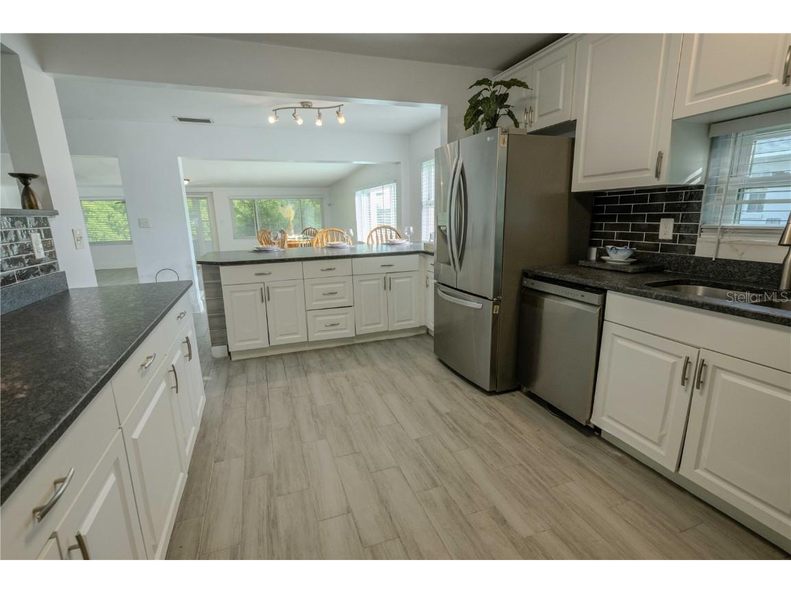 1101 28th Avenue S Saint Petersburg FL 33705 - LAKE MAGGIORE TB8417923 image13