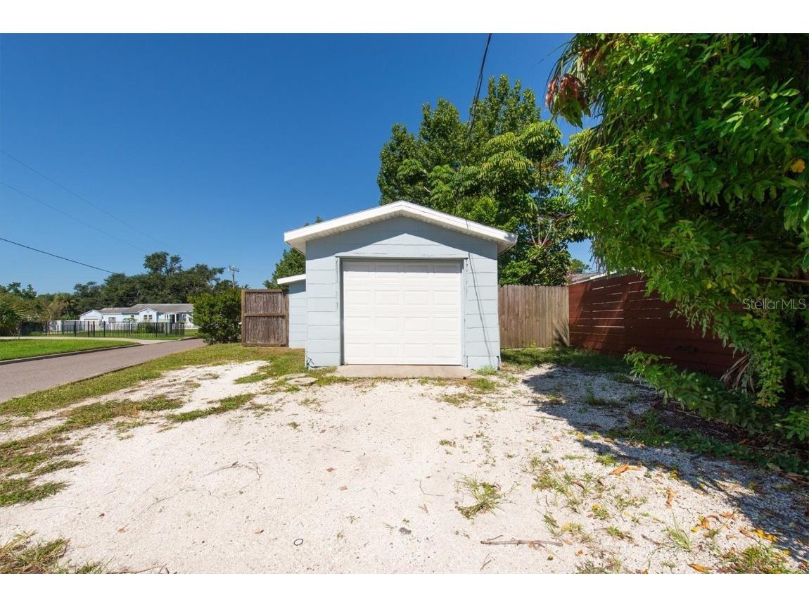 1101 28th Street N Saint Petersburg FL 33713 TB8420194 image28