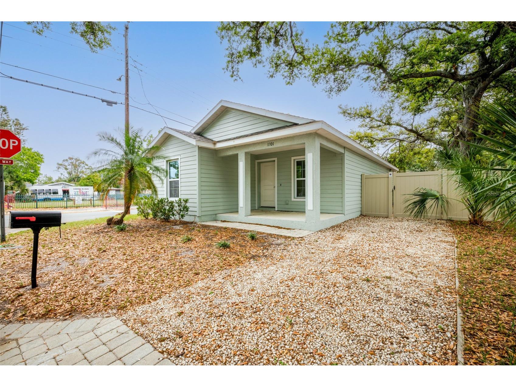 1101 2nd Street W Bradenton FL 34205 A4686799 image46