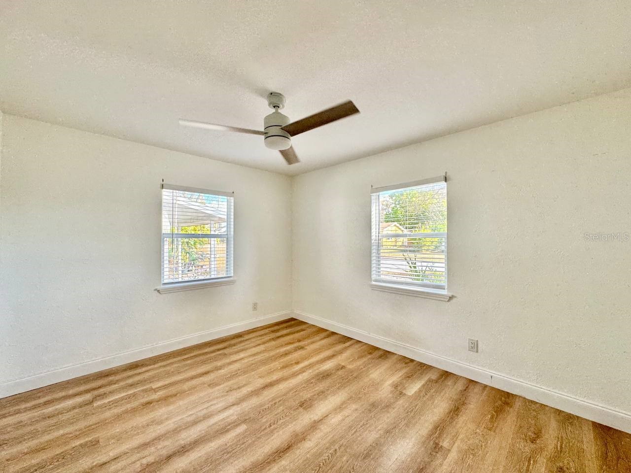 1101 46th Street N Saint Petersburg FL 33713 TB8482285 image14