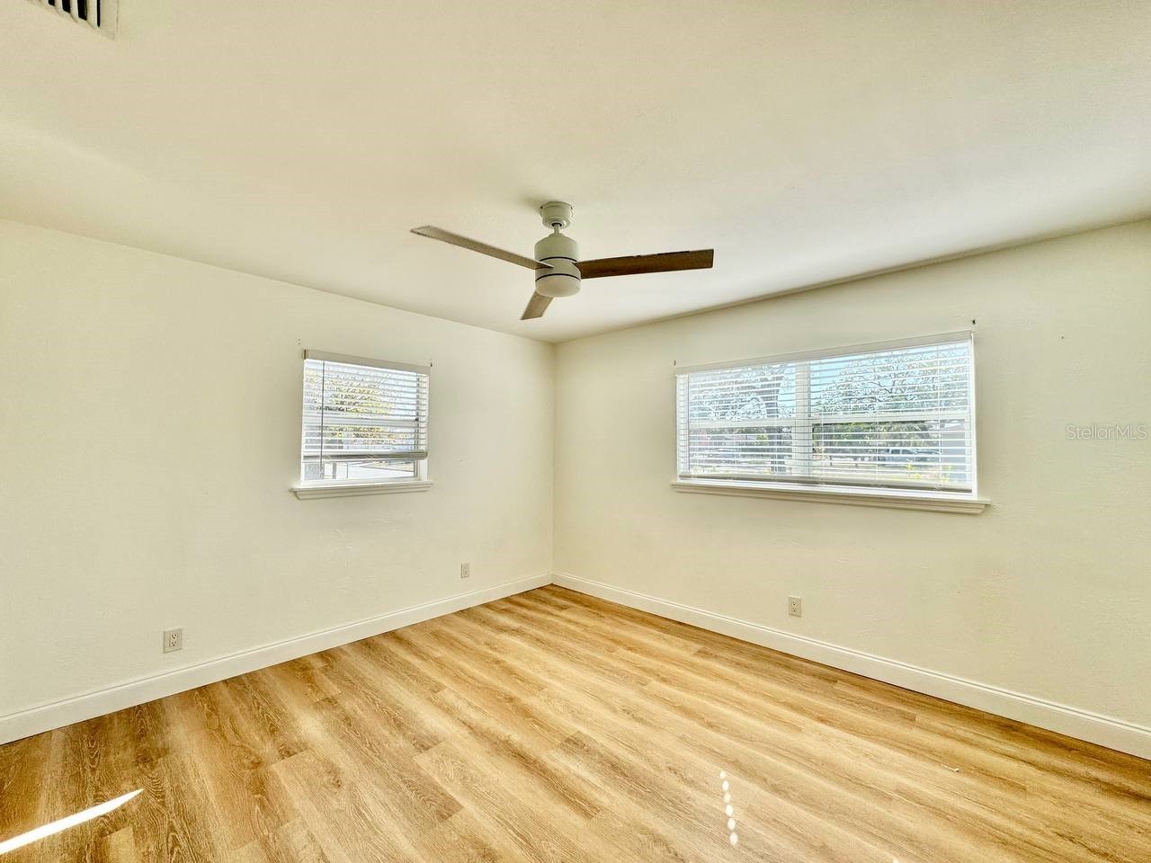 1101 46th Street N Saint Petersburg FL 33713 TB8482285 image18